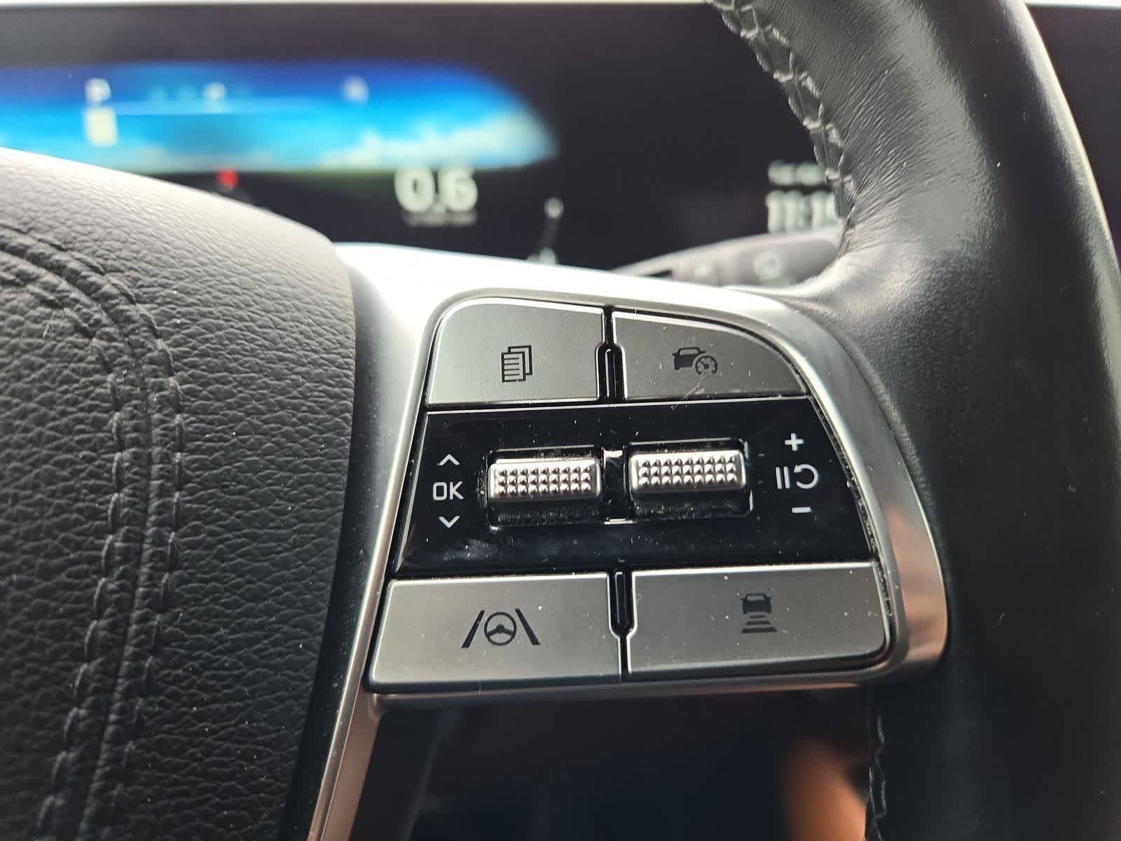 Thumbnail: 2023 Kia Telluride - 24