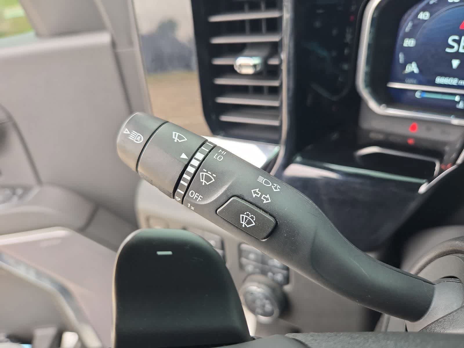 Thumbnail: 2023 Chevrolet Silverado 1500 - 25