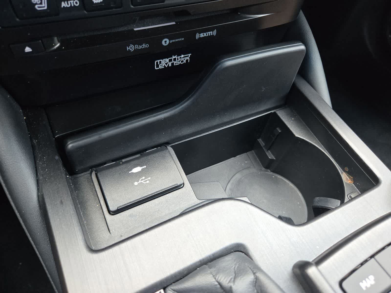 Thumbnail: 2022 Lexus ES - 31