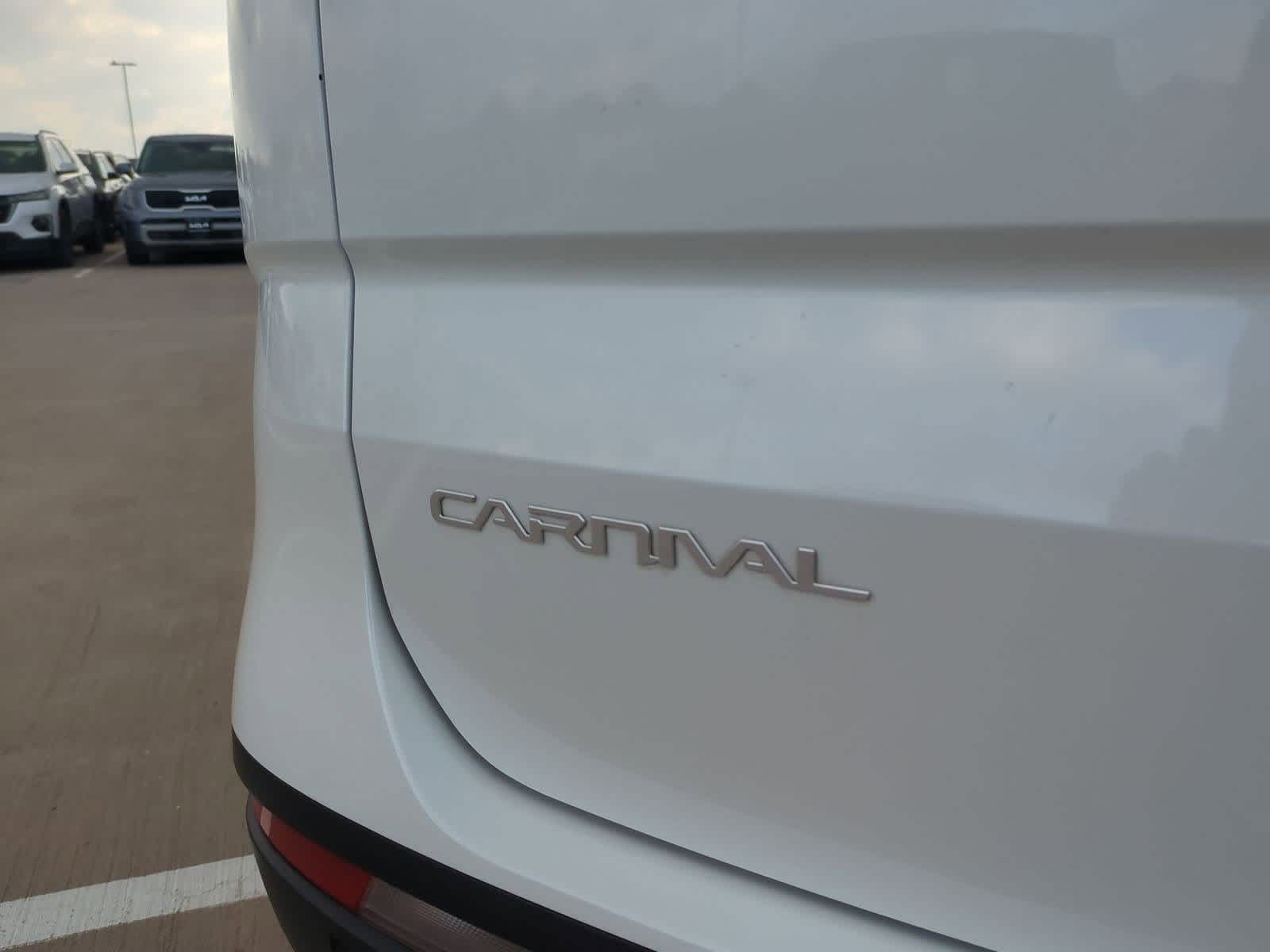 Thumbnail: 2024 Kia Carnival - 11