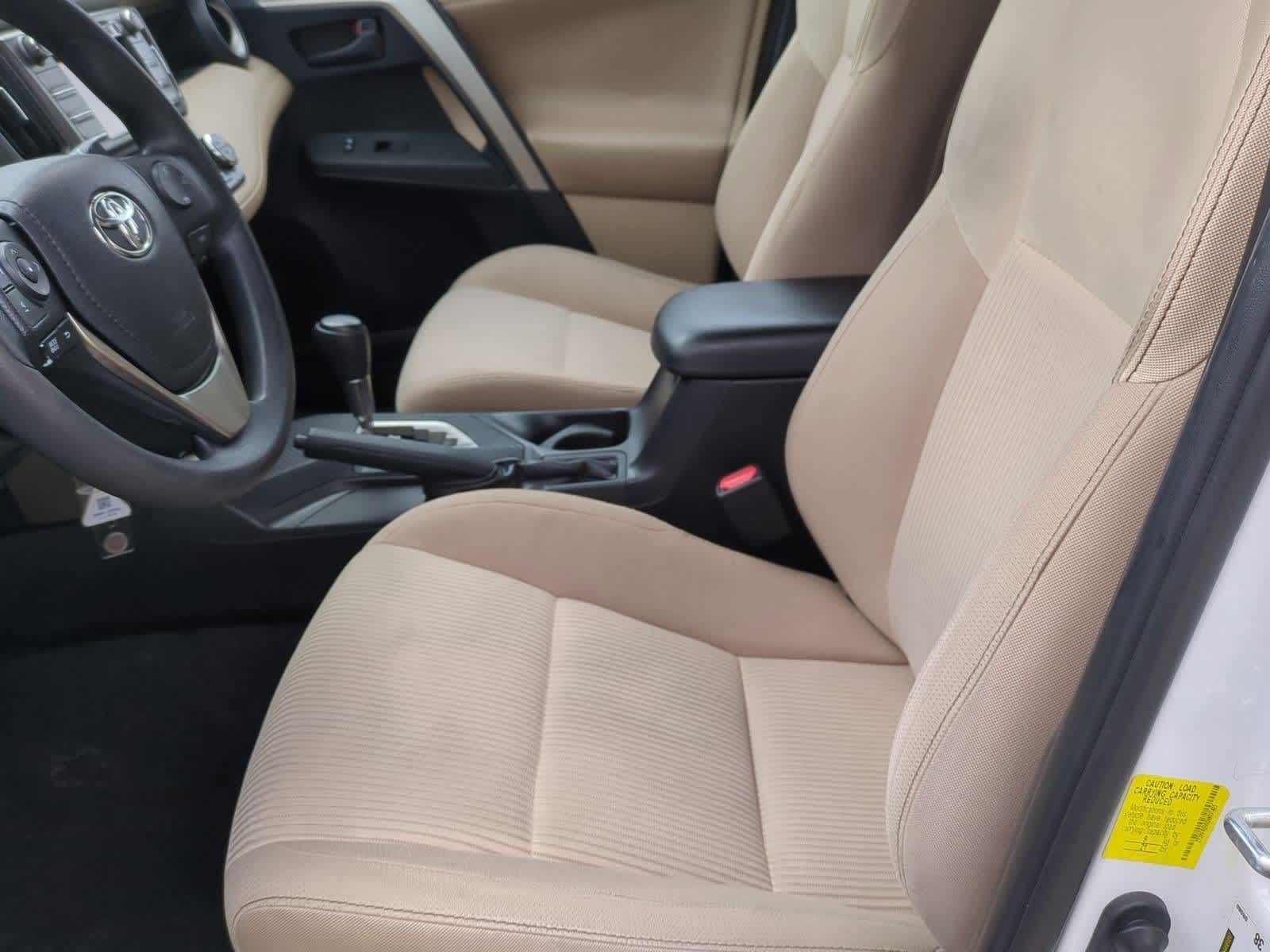 Thumbnail: 2013 Toyota RAV4 - 16