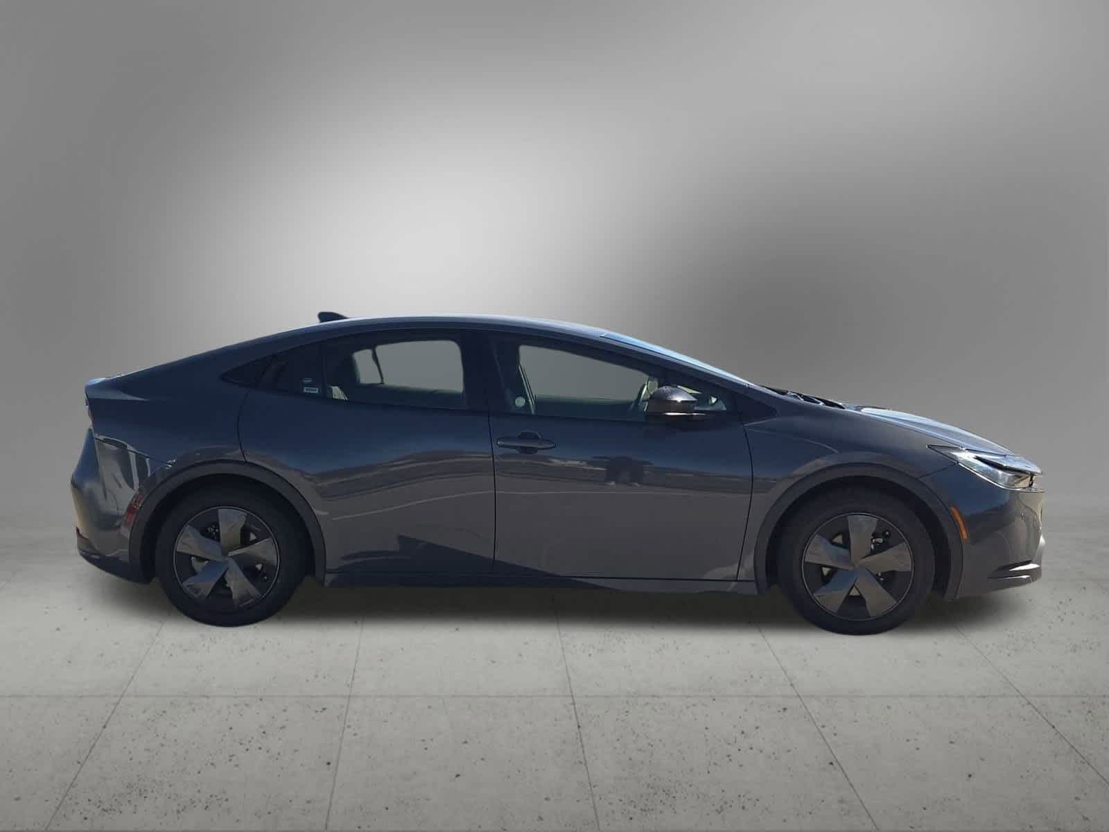 Thumbnail: 2024 Toyota Prius - 7