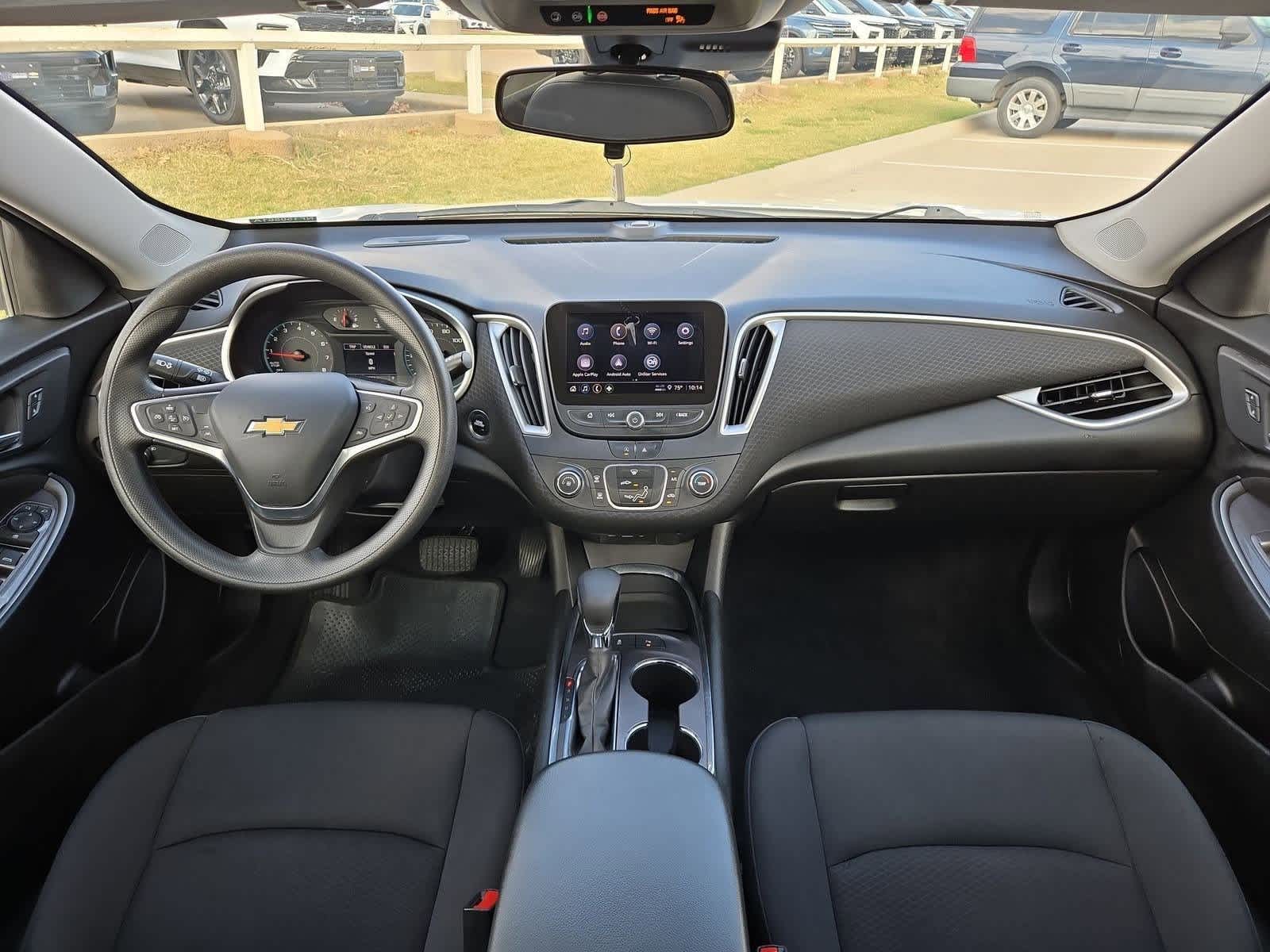 Thumbnail: 2022 Chevrolet Malibu - 14