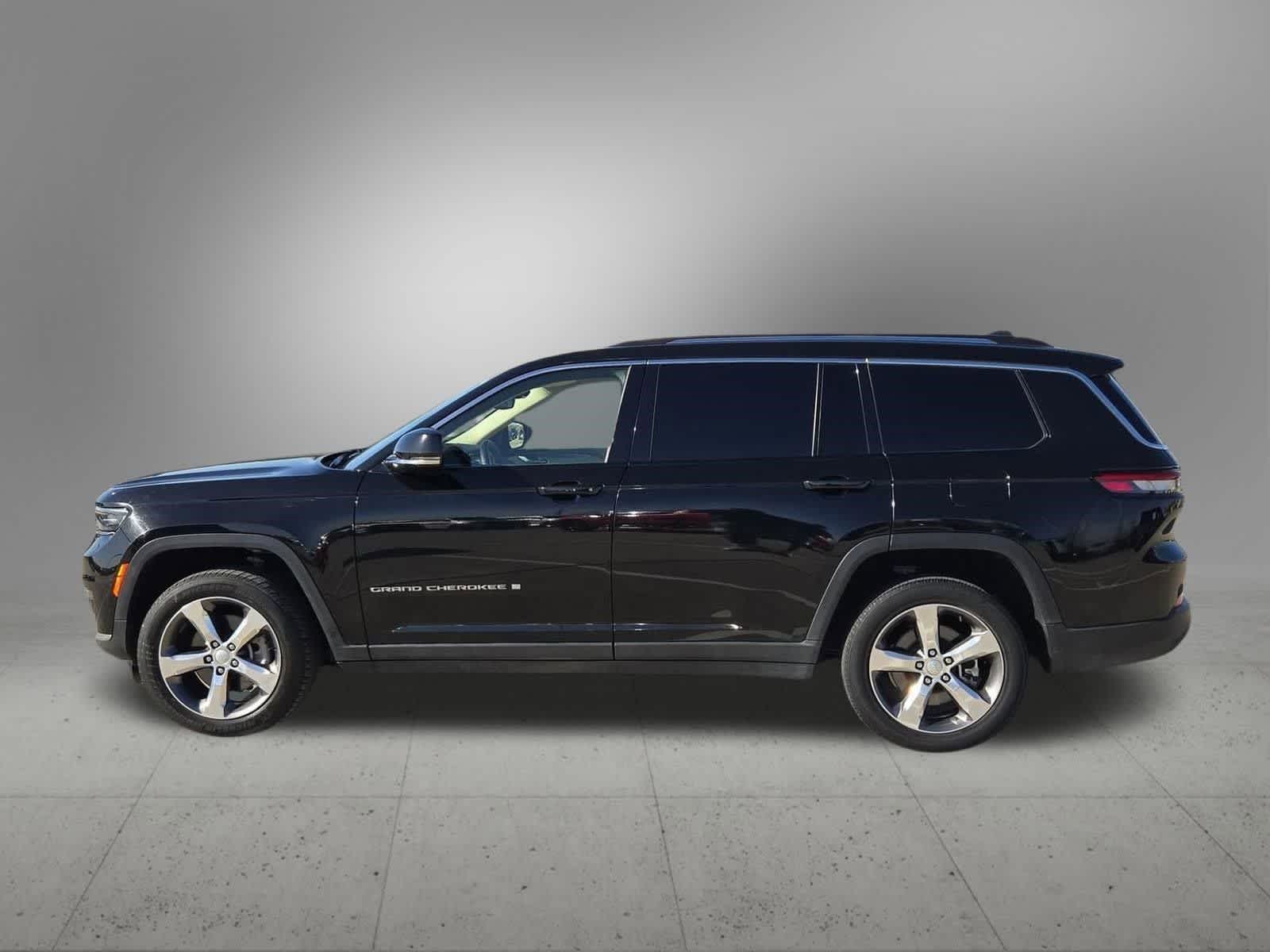 Thumbnail: 2022 Jeep Grand Cherokee - 3