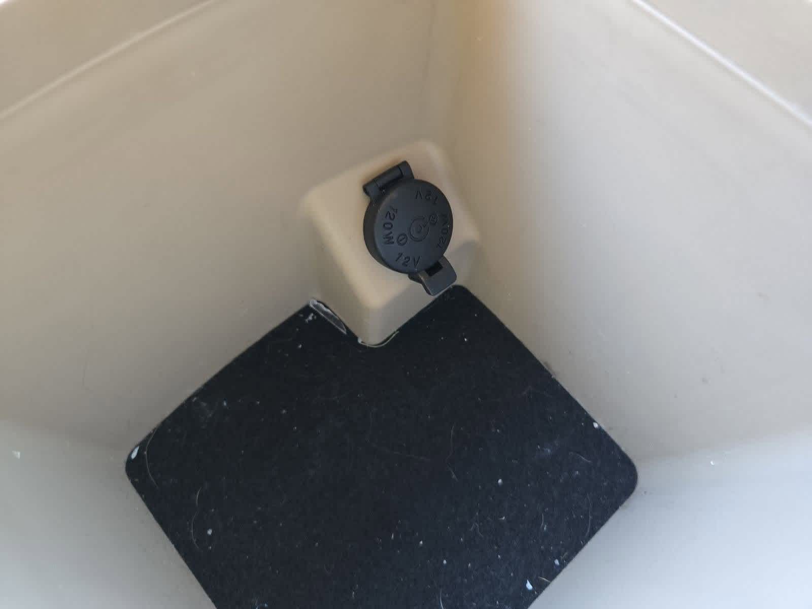 Thumbnail: 2007 Kia Rondo - 30