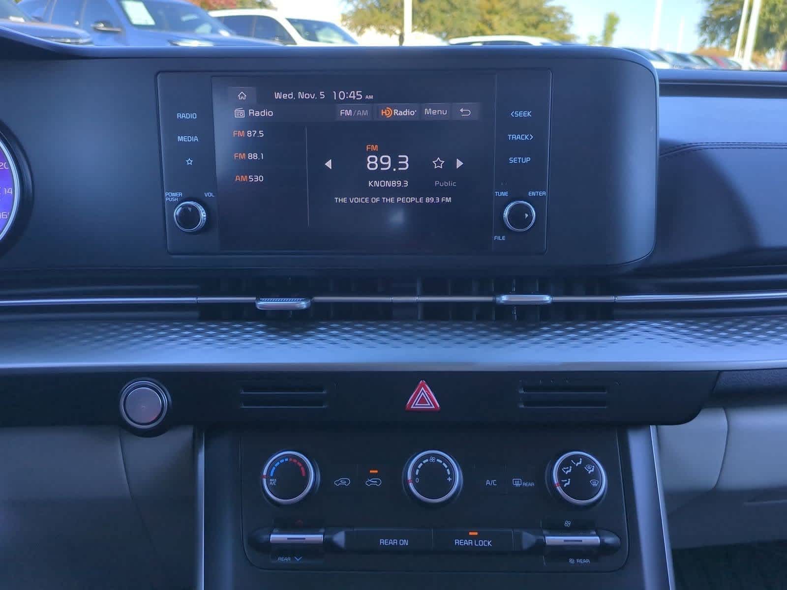 Thumbnail: 2024 Kia Carnival - 26