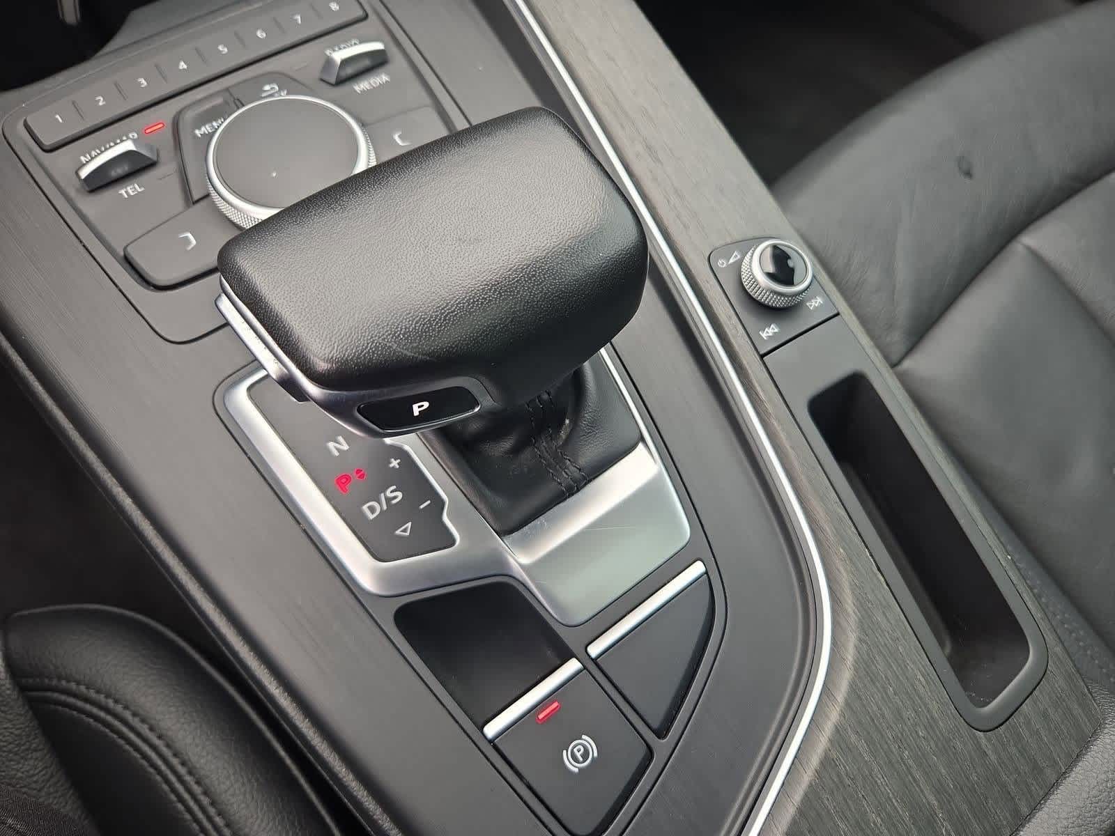 Thumbnail: 2017 Audi A4 - 30