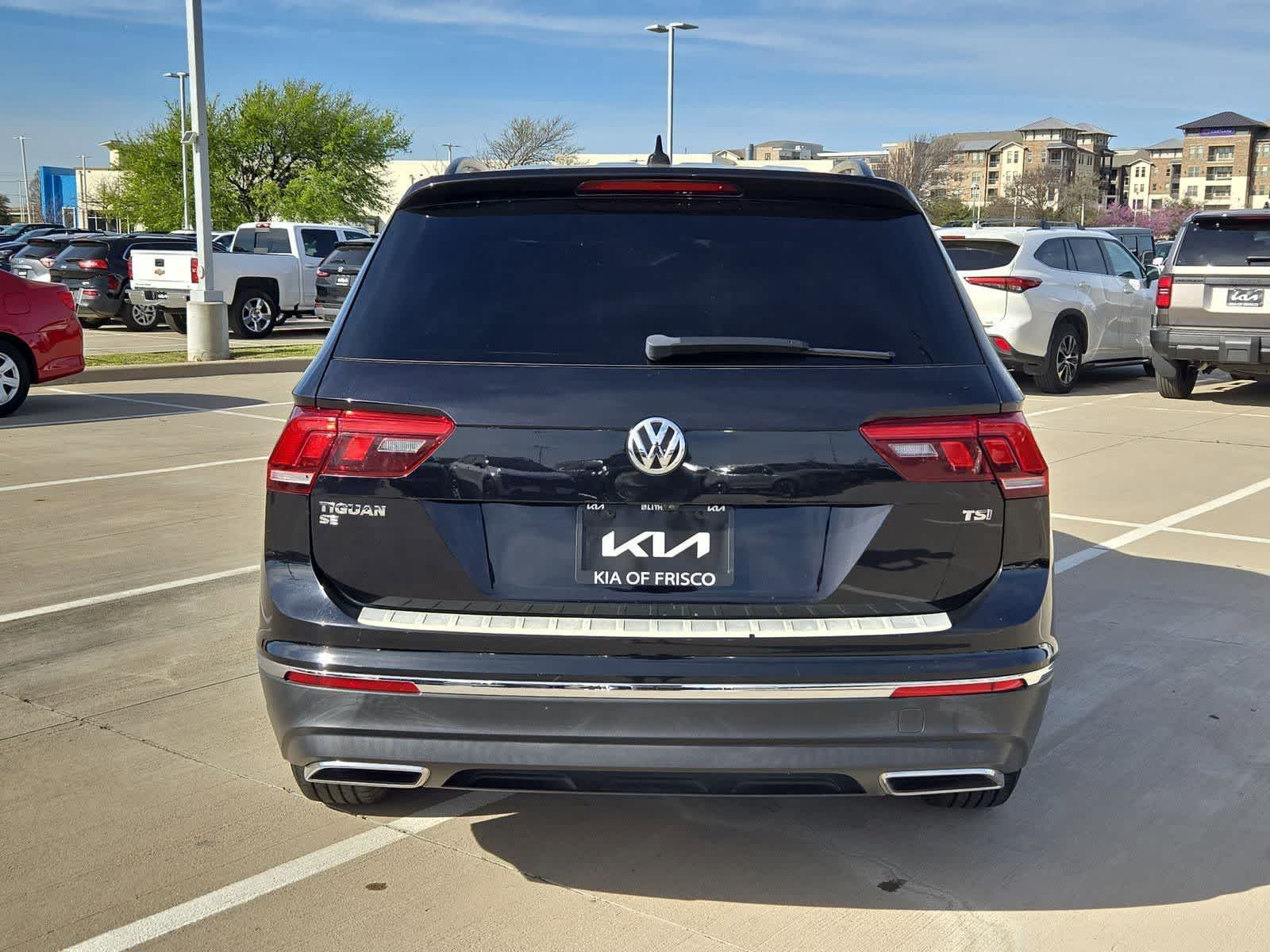 Thumbnail: 2018 Volkswagen Tiguan - 5