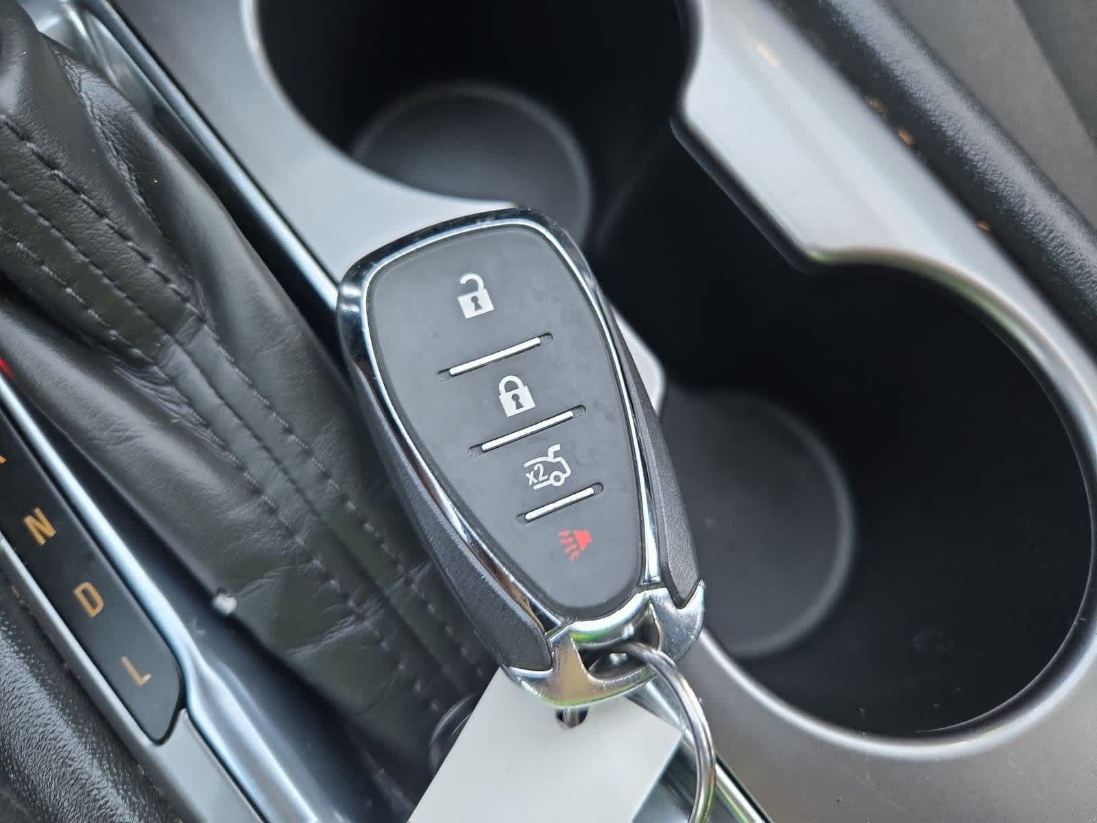 Thumbnail: 2018 Chevrolet Malibu - 32