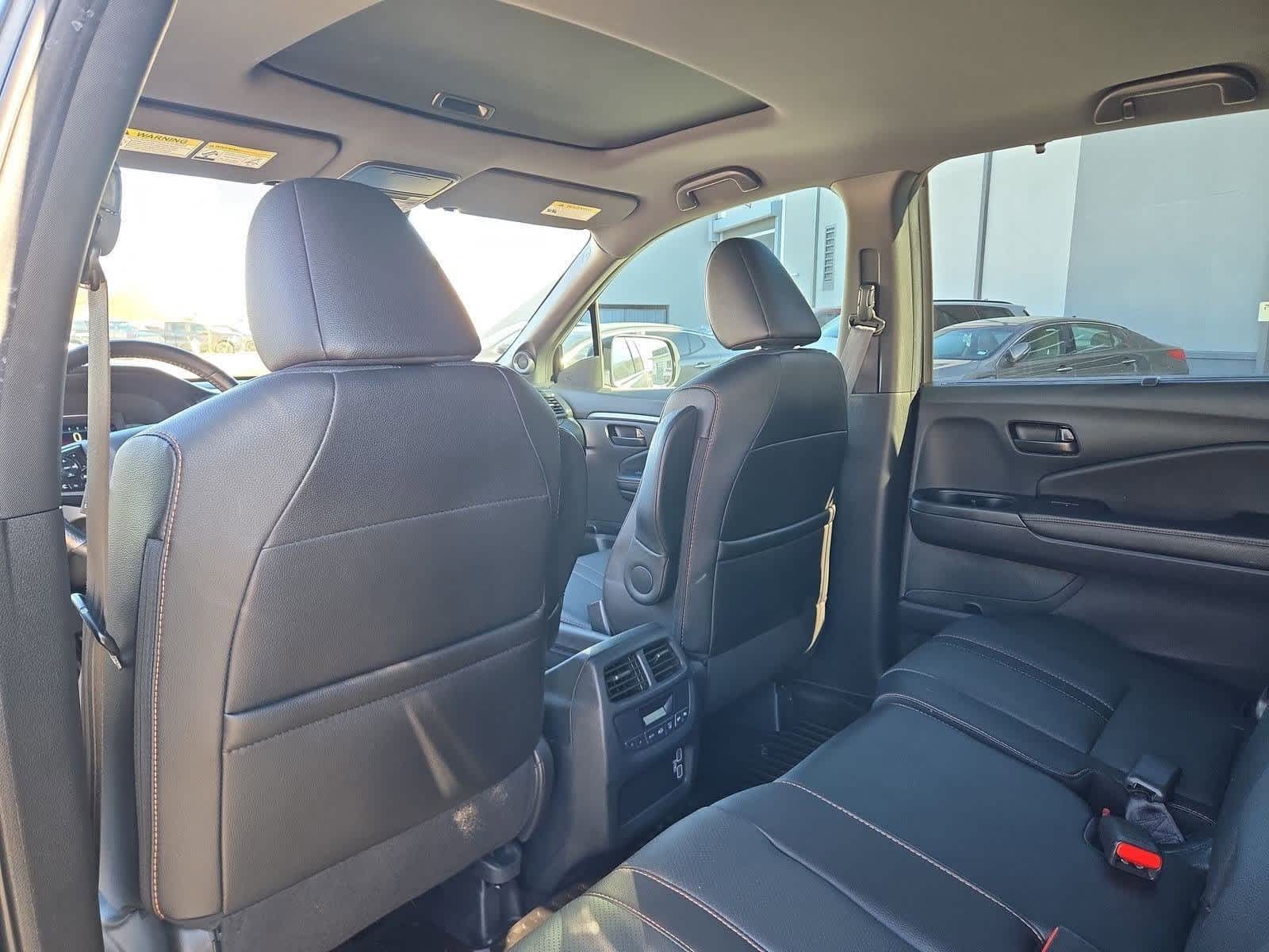 Thumbnail: 2022 Honda Pilot - 17