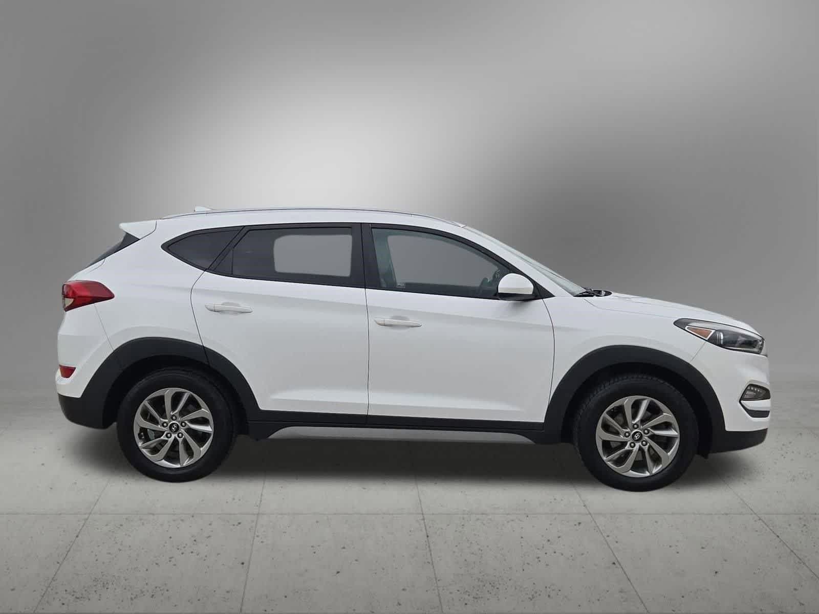 Thumbnail: 2018 Hyundai Tucson - 7