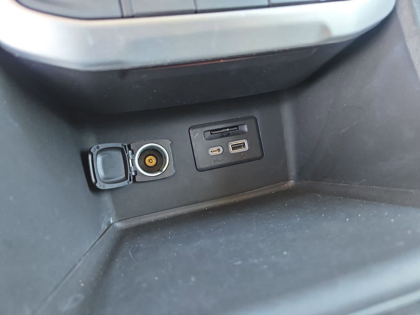 Thumbnail: 2023 GMC Acadia - 30