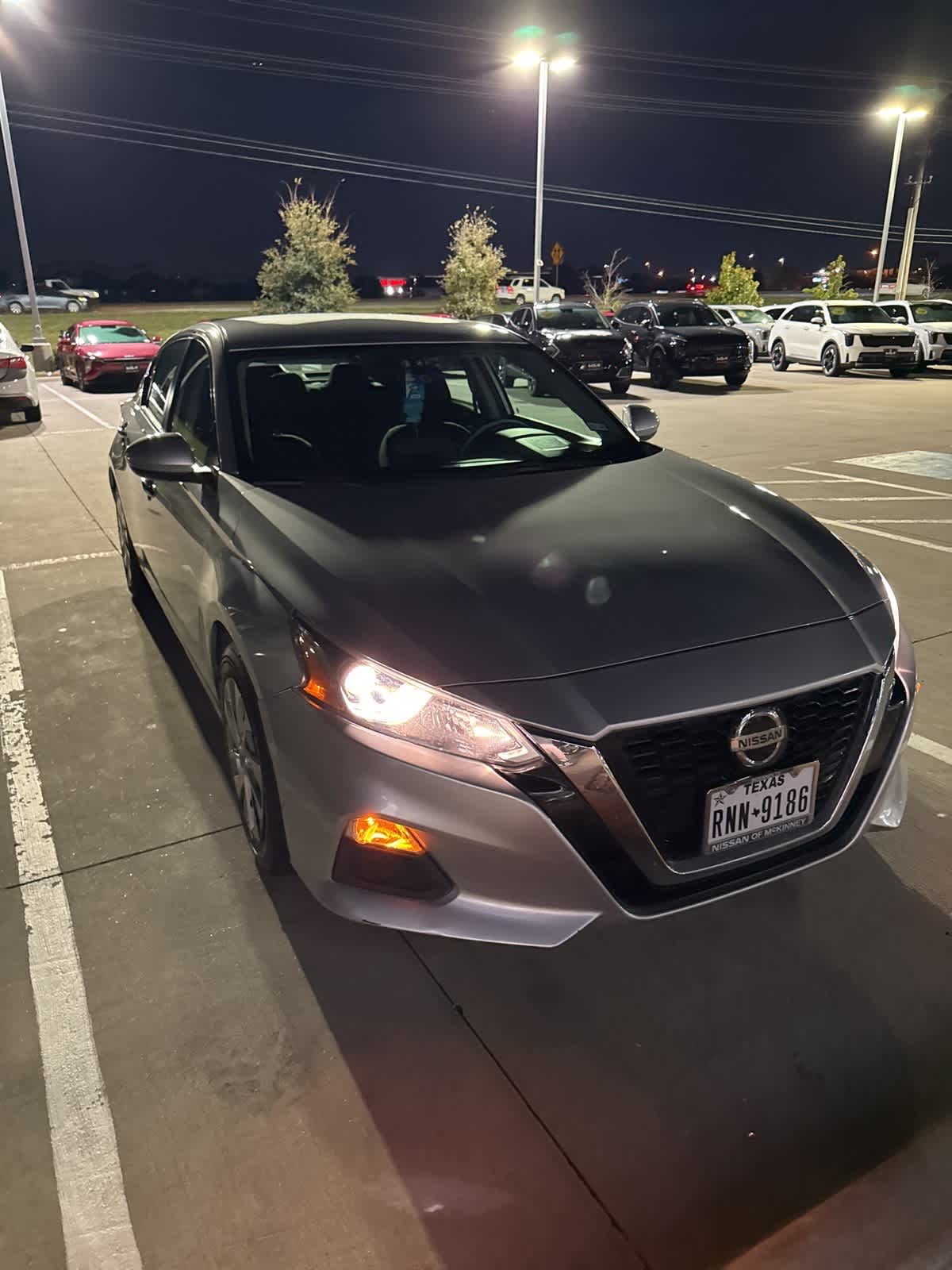 2020 Nissan Altima 2.5 S photo 2