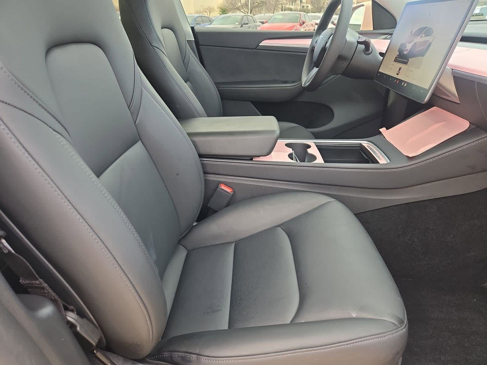 Thumbnail: 2025 Tesla Model Y - 18