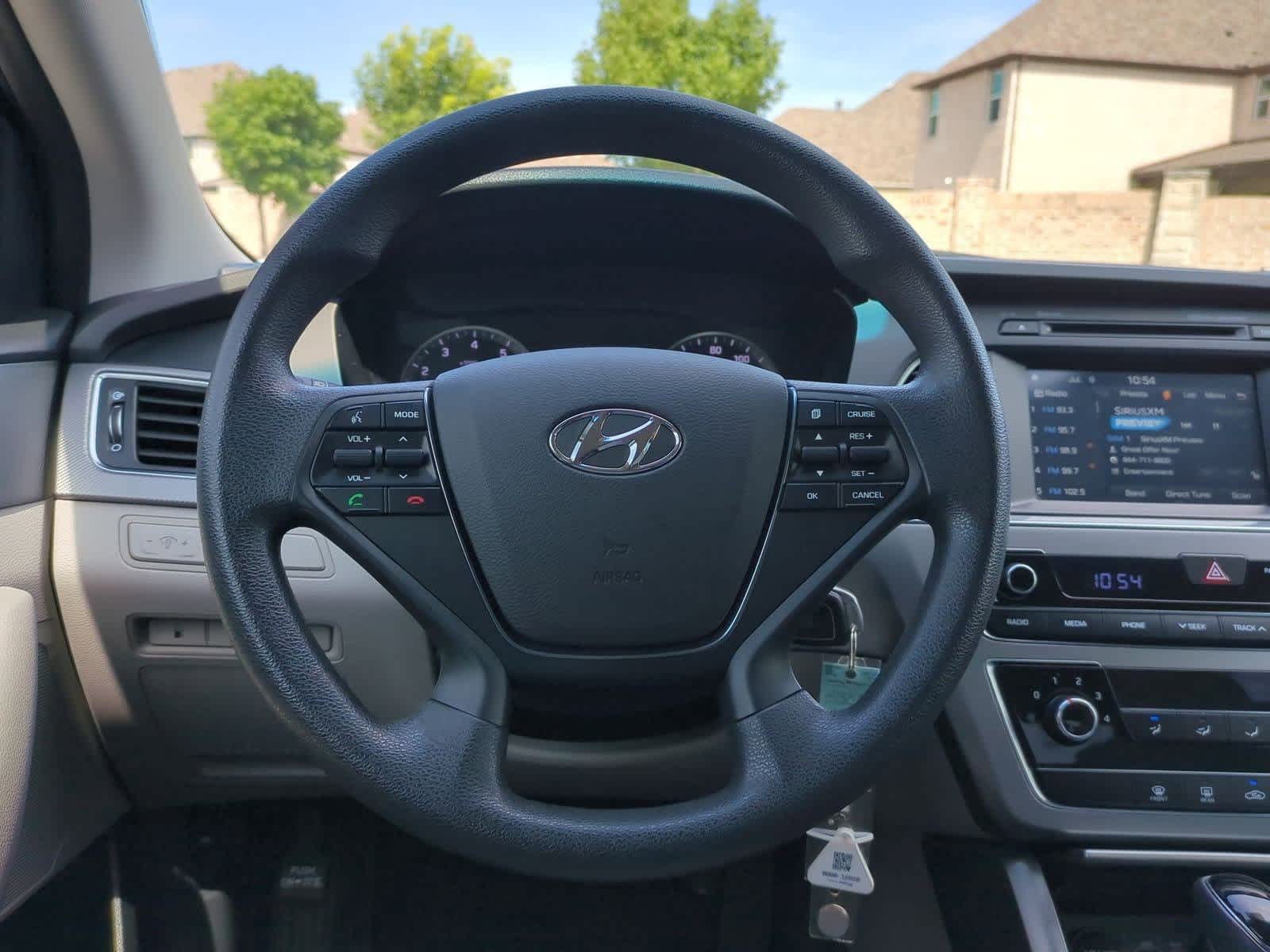 Thumbnail: 2016 Hyundai Sonata - 20