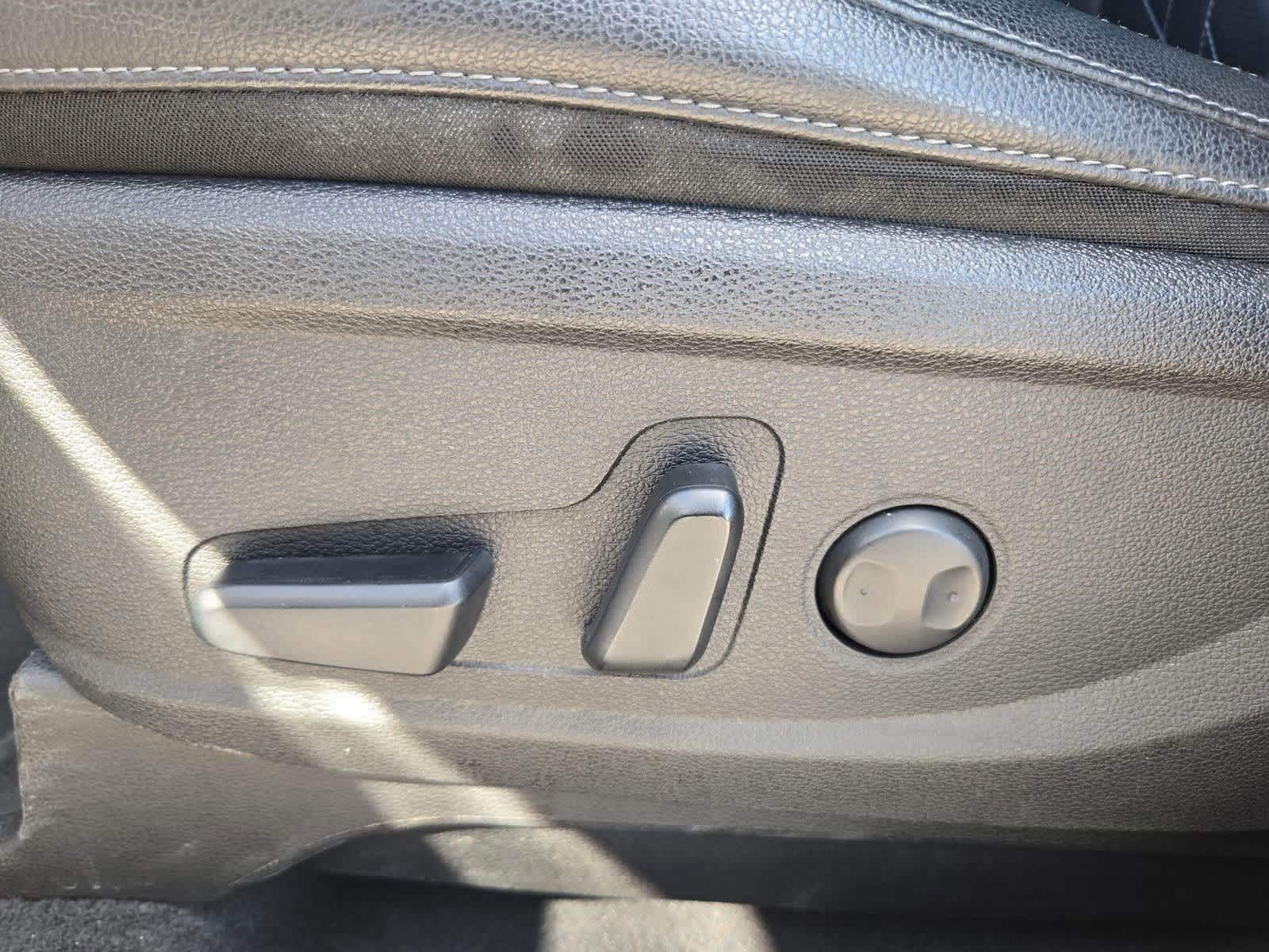 Thumbnail: 2024 Kia Telluride - 16