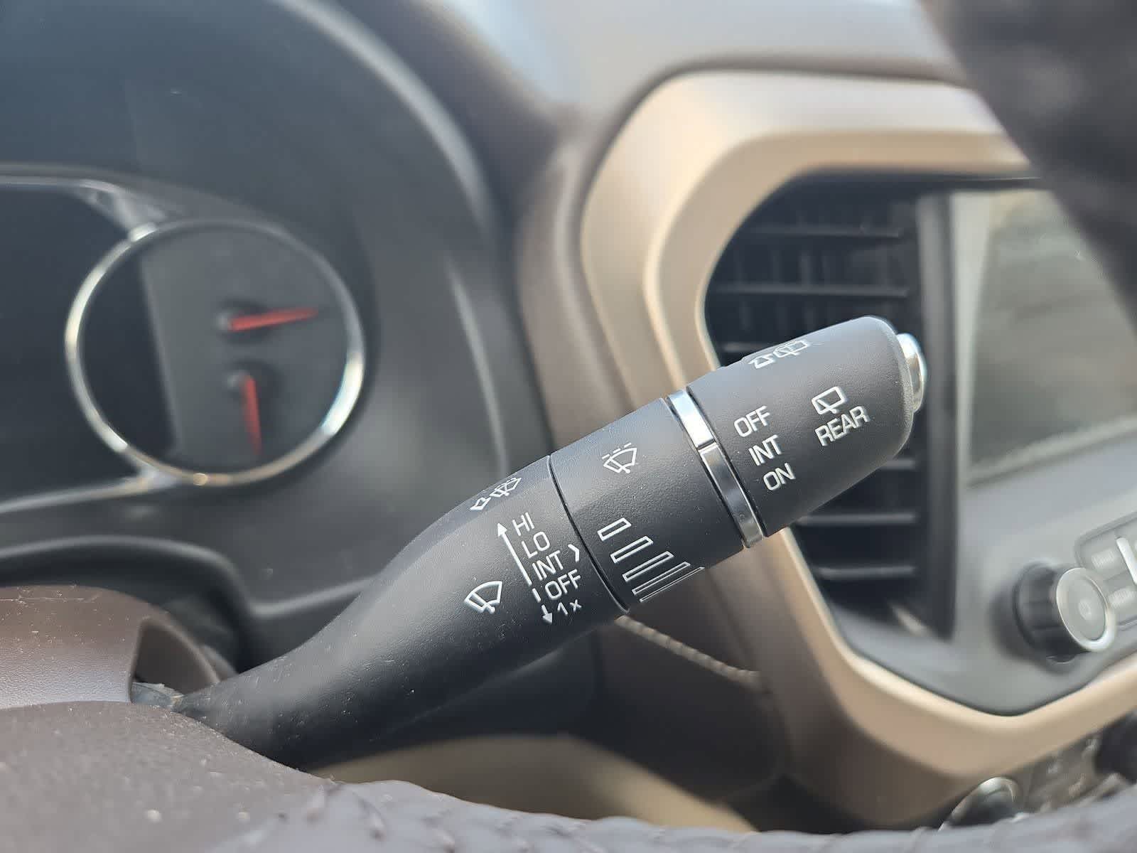 Thumbnail: 2018 GMC Acadia - 26