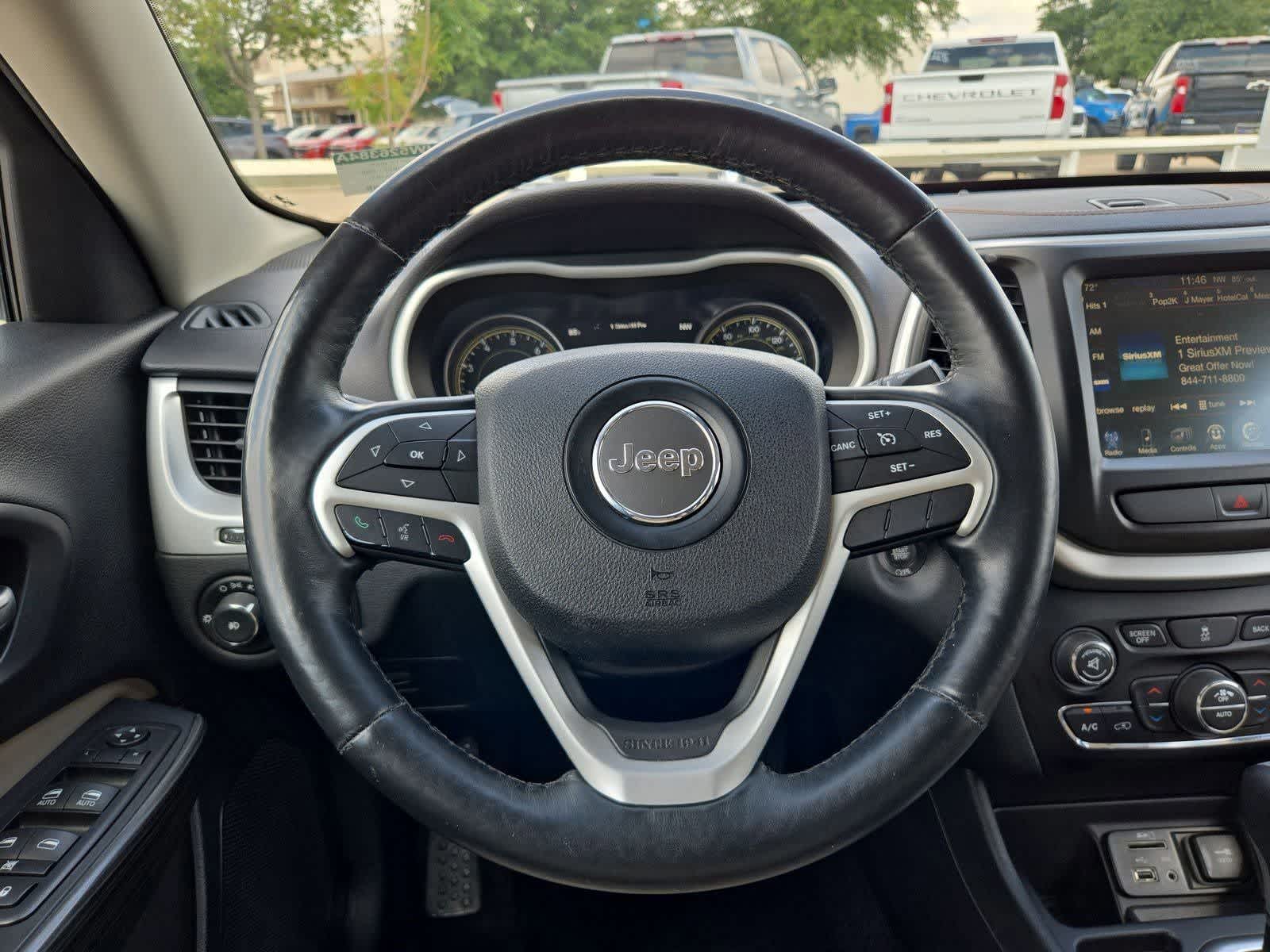 Thumbnail: 2017 Jeep Cherokee - 15