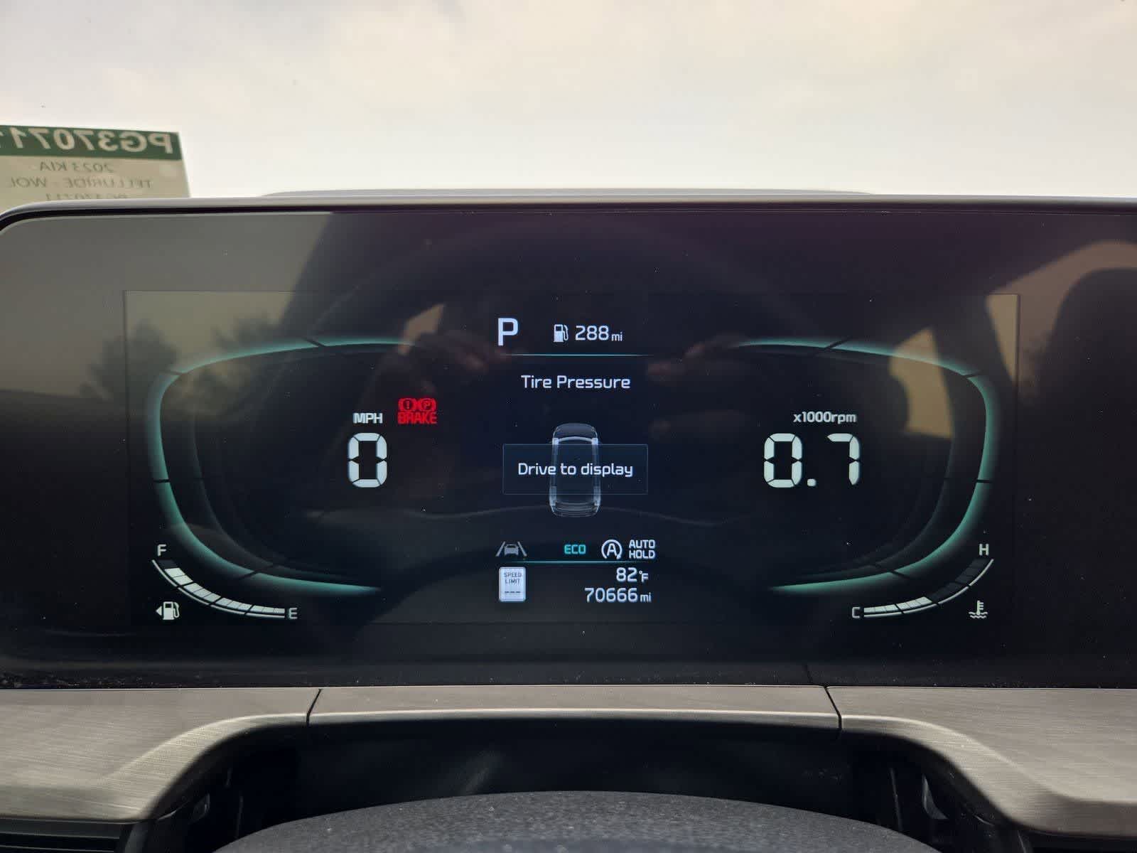 Thumbnail: 2023 Kia Telluride - 32