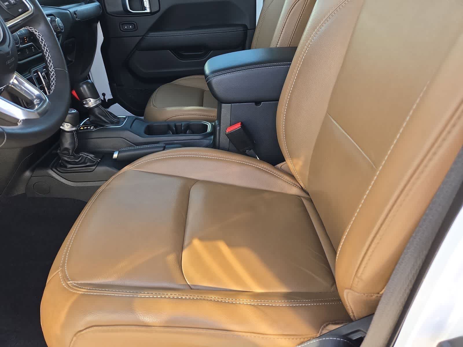 Thumbnail: 2023 Jeep Gladiator - 14