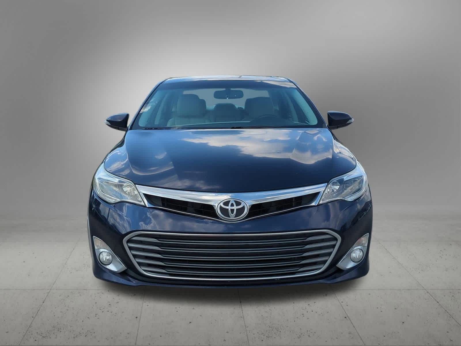 Thumbnail: 2013 Toyota Avalon - 9