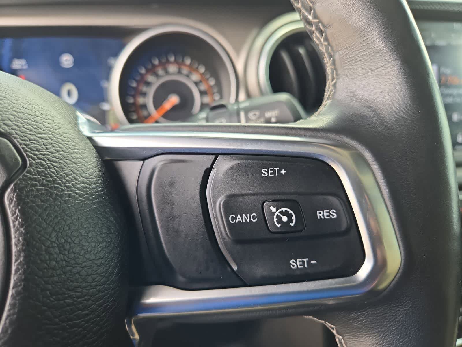 Thumbnail: 2018 Jeep Wrangler - 22