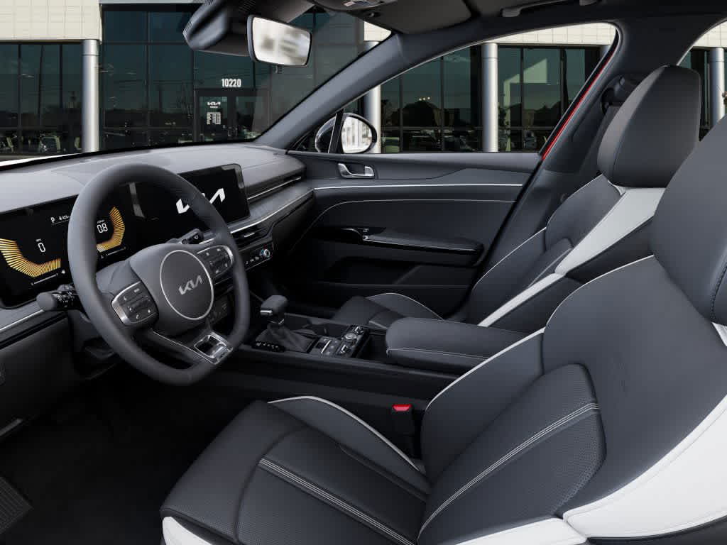 Thumbnail: 2025 Kia K5 - 17