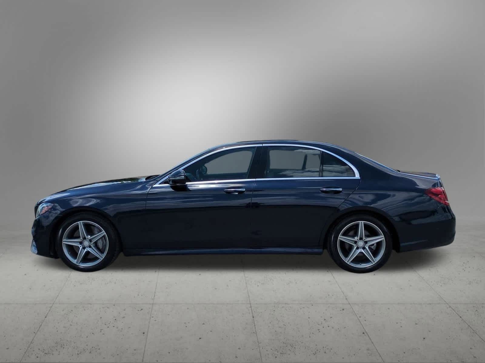Thumbnail: 2017 Mercedes-Benz E-Class - 3