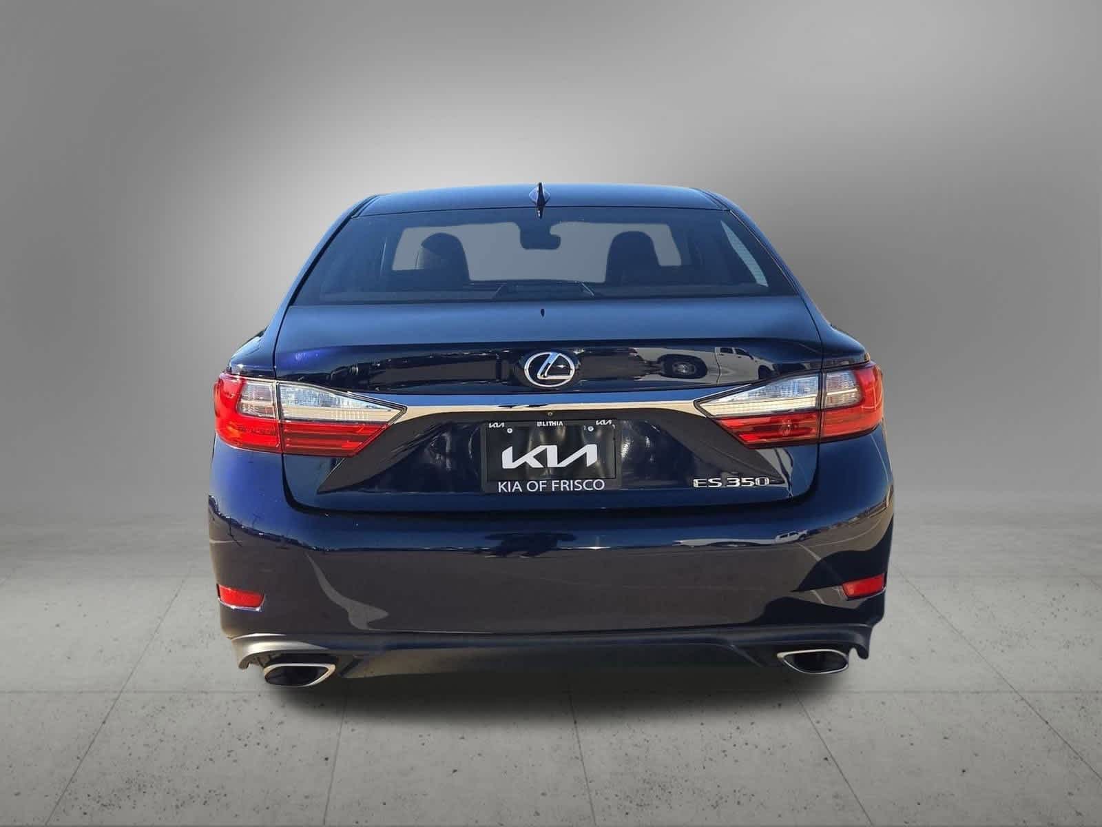 Thumbnail: 2017 Lexus ES - 5