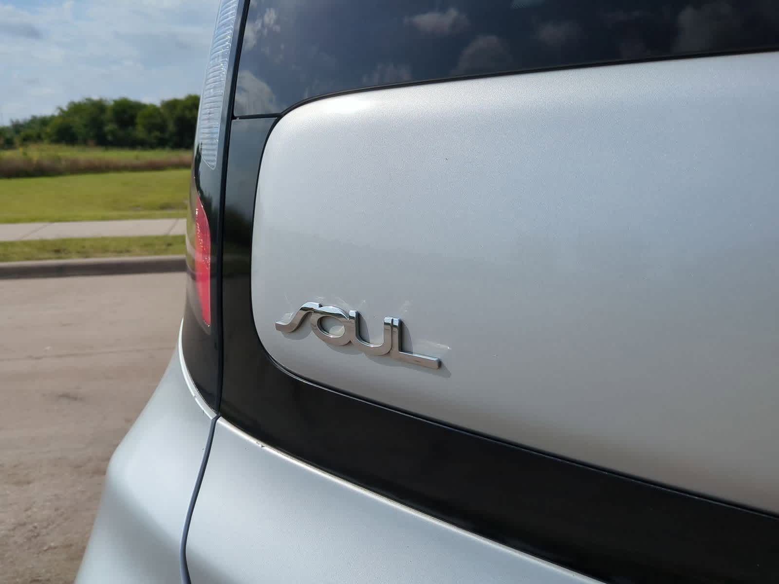 Thumbnail: 2017 Kia Soul - 12