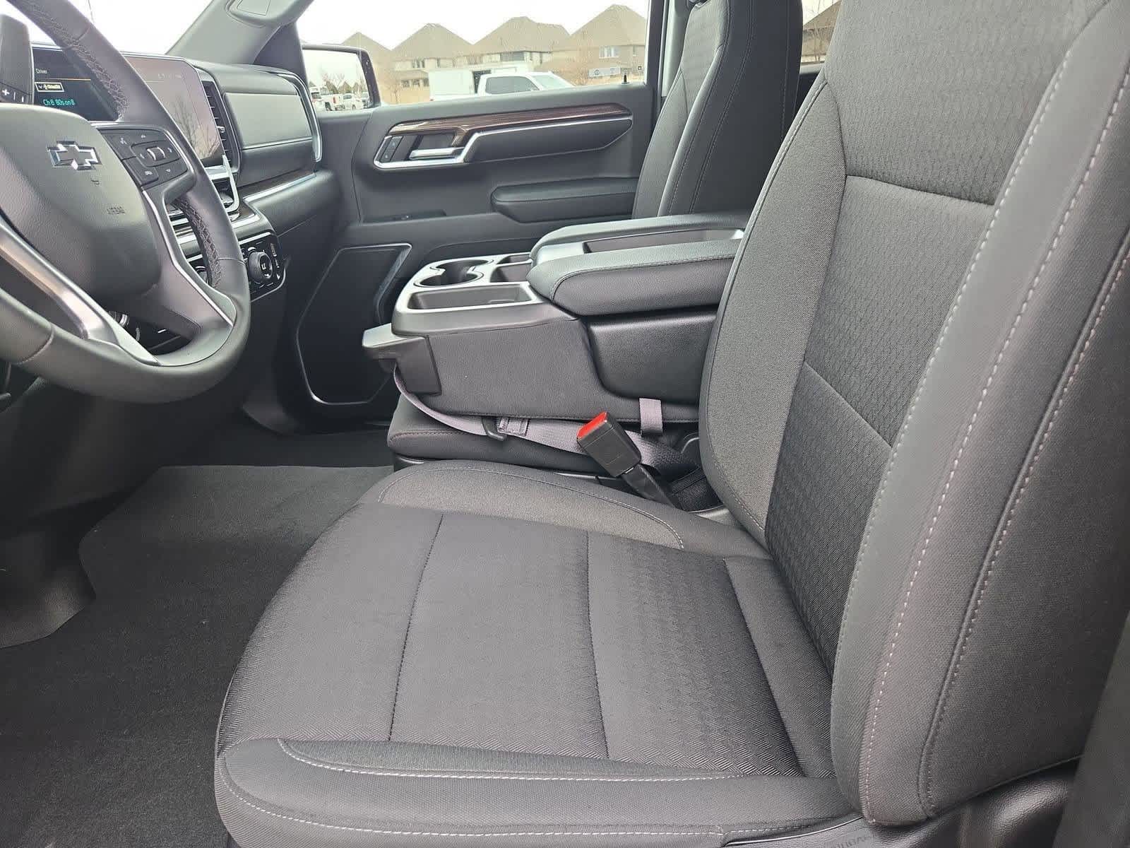 Thumbnail: 2023 Chevrolet Silverado 1500 - 14