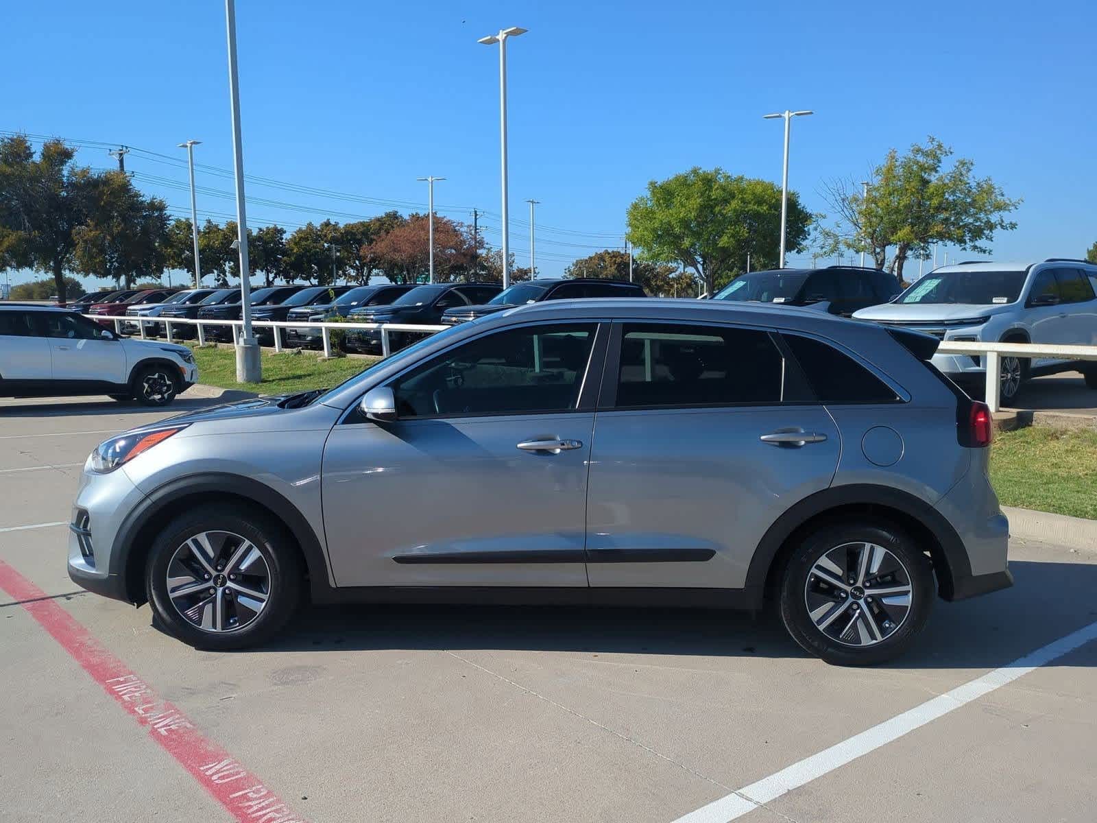 2022 Kia Niro EX Premium photo 3