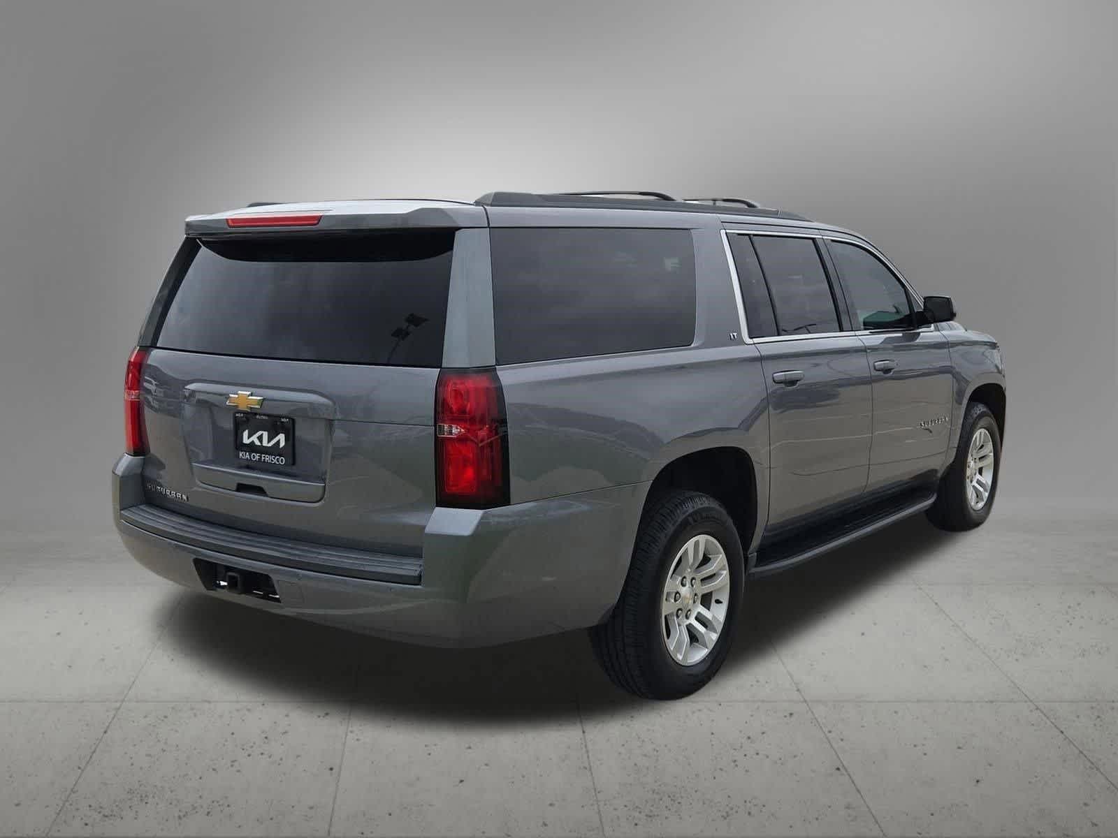 Thumbnail: 2019 Chevrolet Suburban - 5