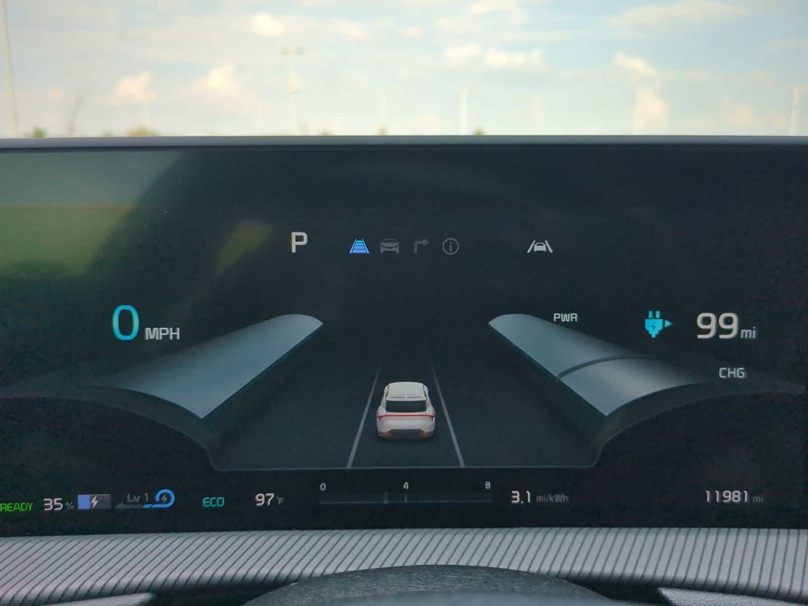 Thumbnail: 2022 Kia EV6 - 34