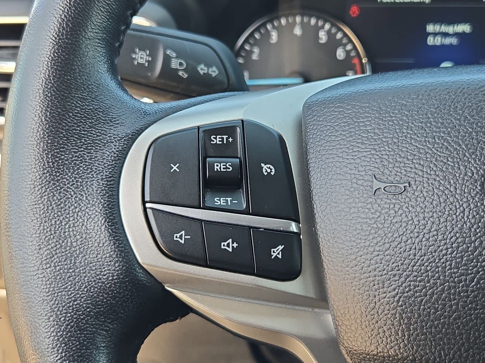 Thumbnail: 2023 Ford Explorer - 21