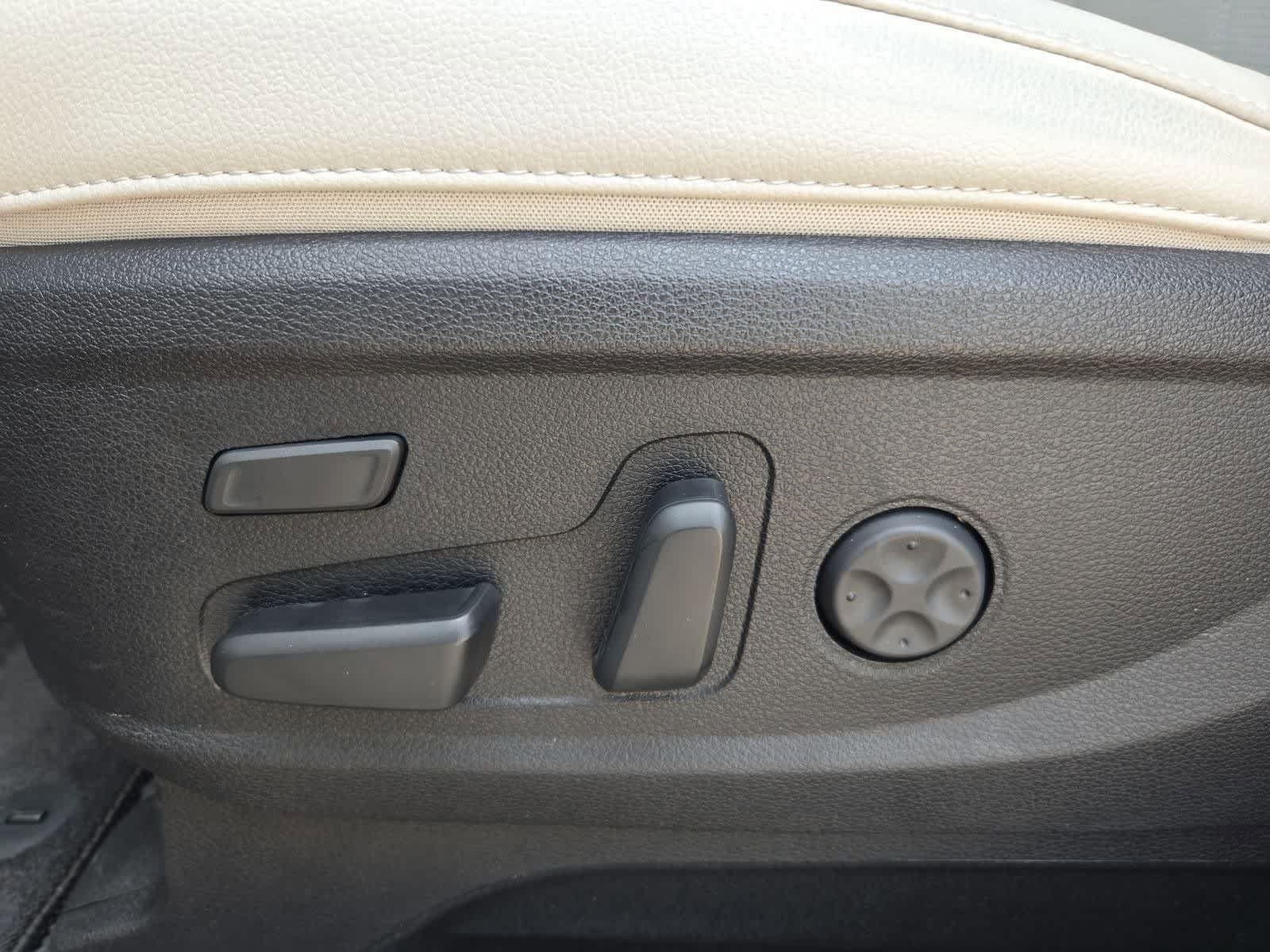 Thumbnail: 2025 Kia Telluride - 15