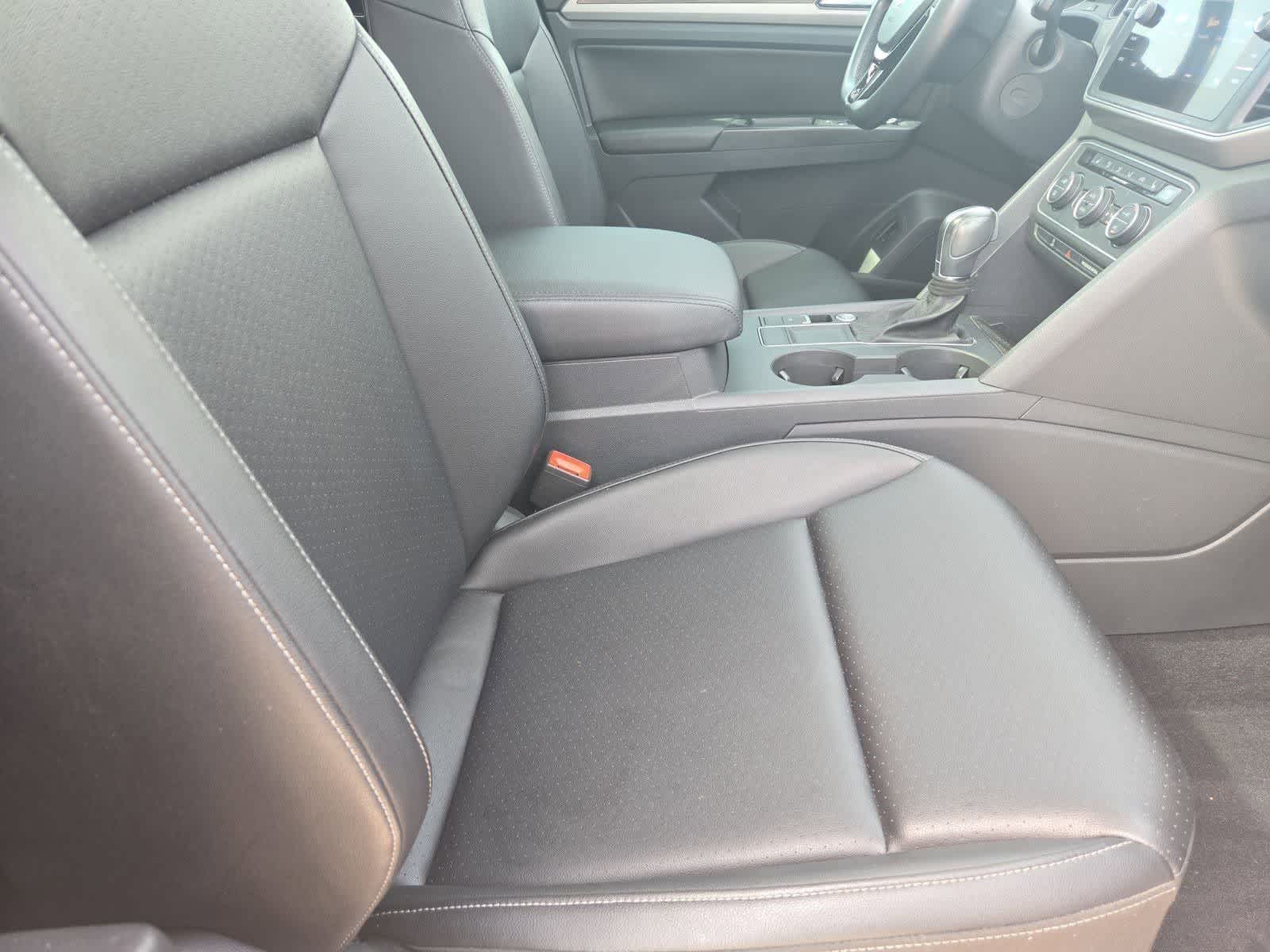 Thumbnail: 2019 Volkswagen Atlas - 21