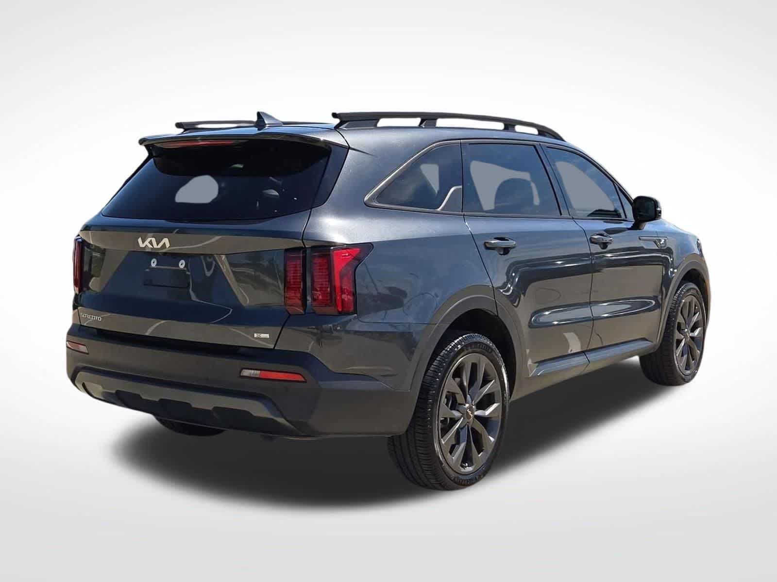 Thumbnail: 2023 Kia Sorento - 7