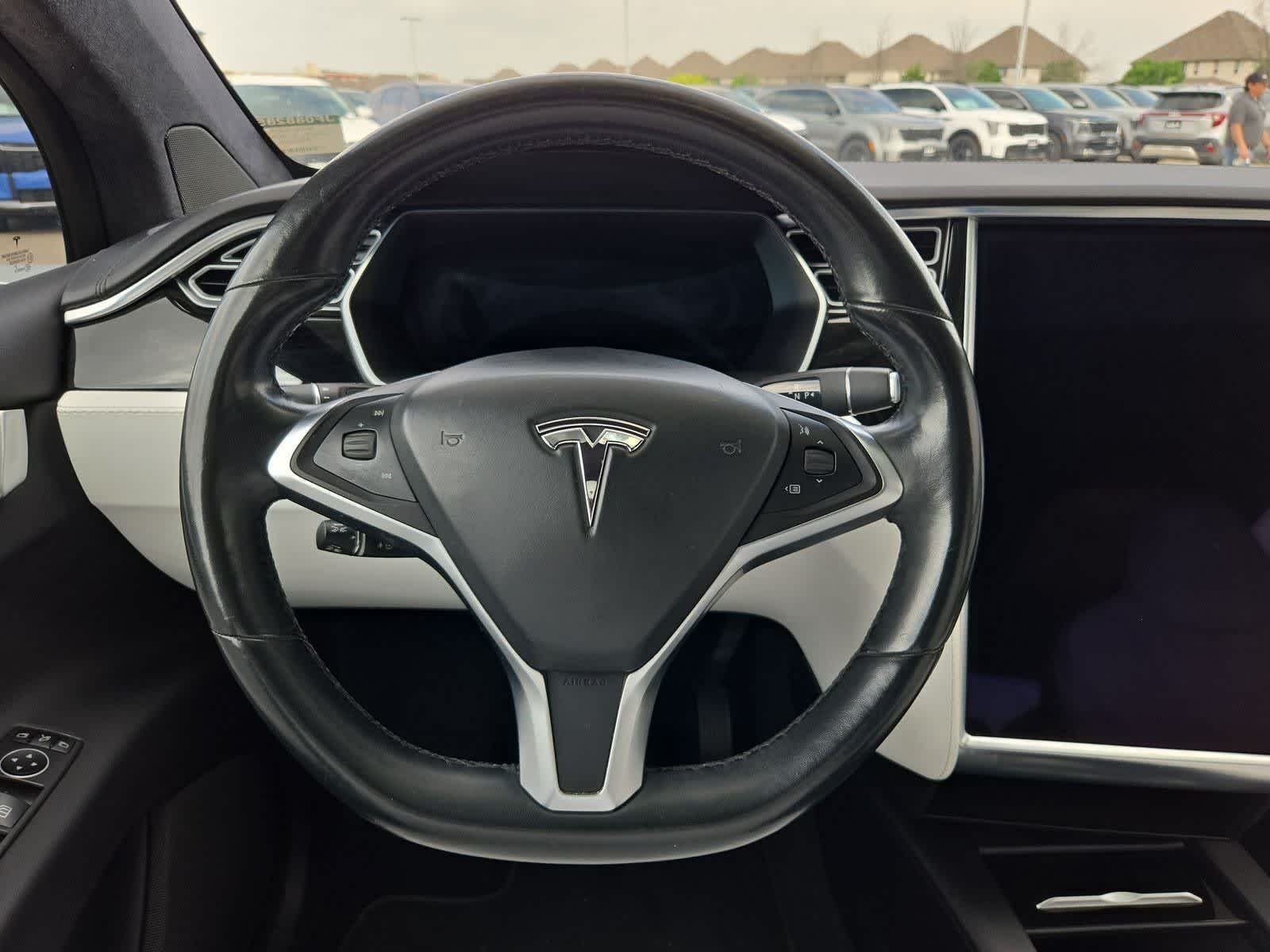 Thumbnail: 2018 Tesla Model X - 19