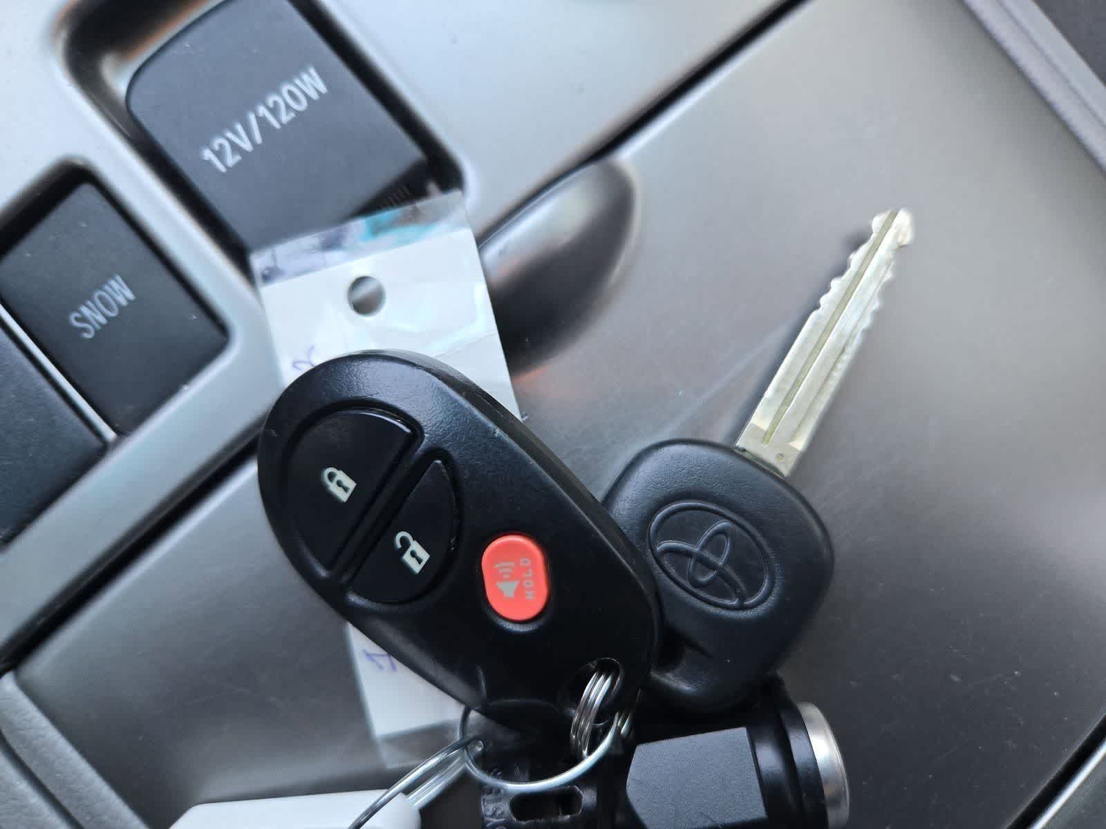 Thumbnail: 2009 Toyota Highlander - 30