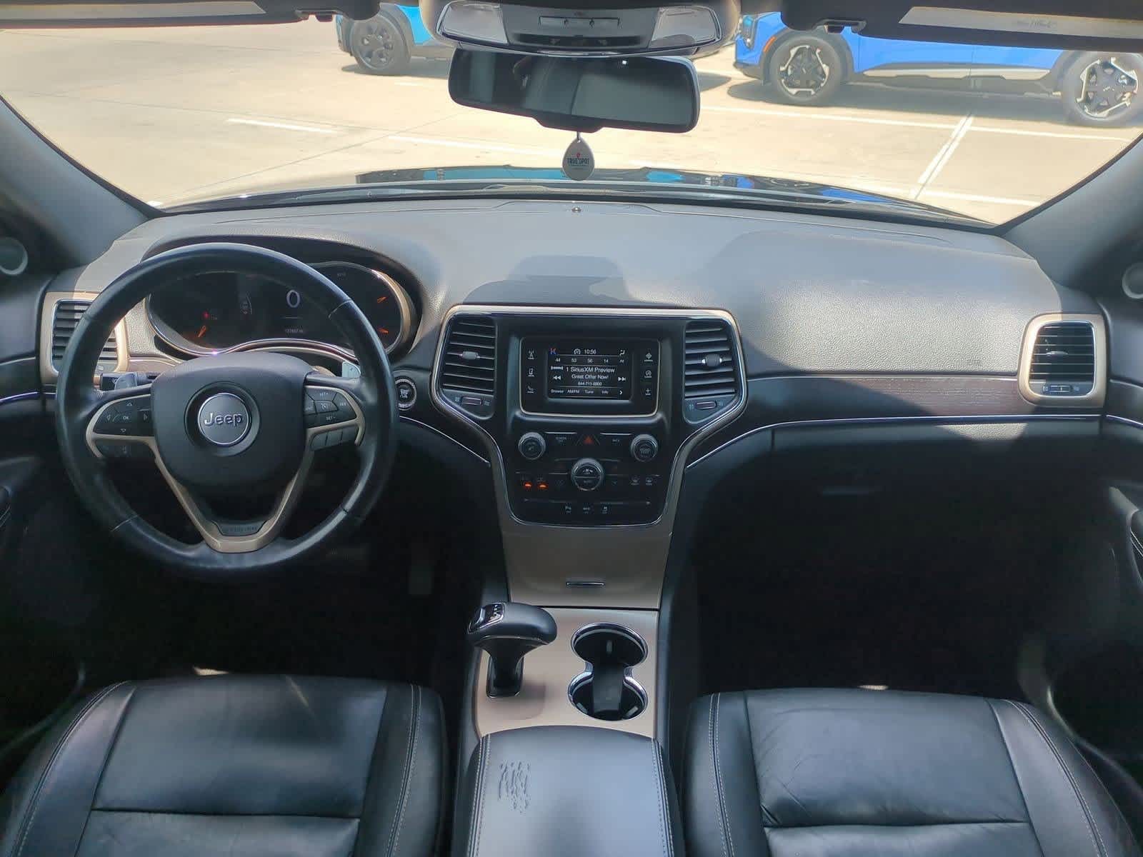 Thumbnail: 2015 Jeep Grand Cherokee - 15