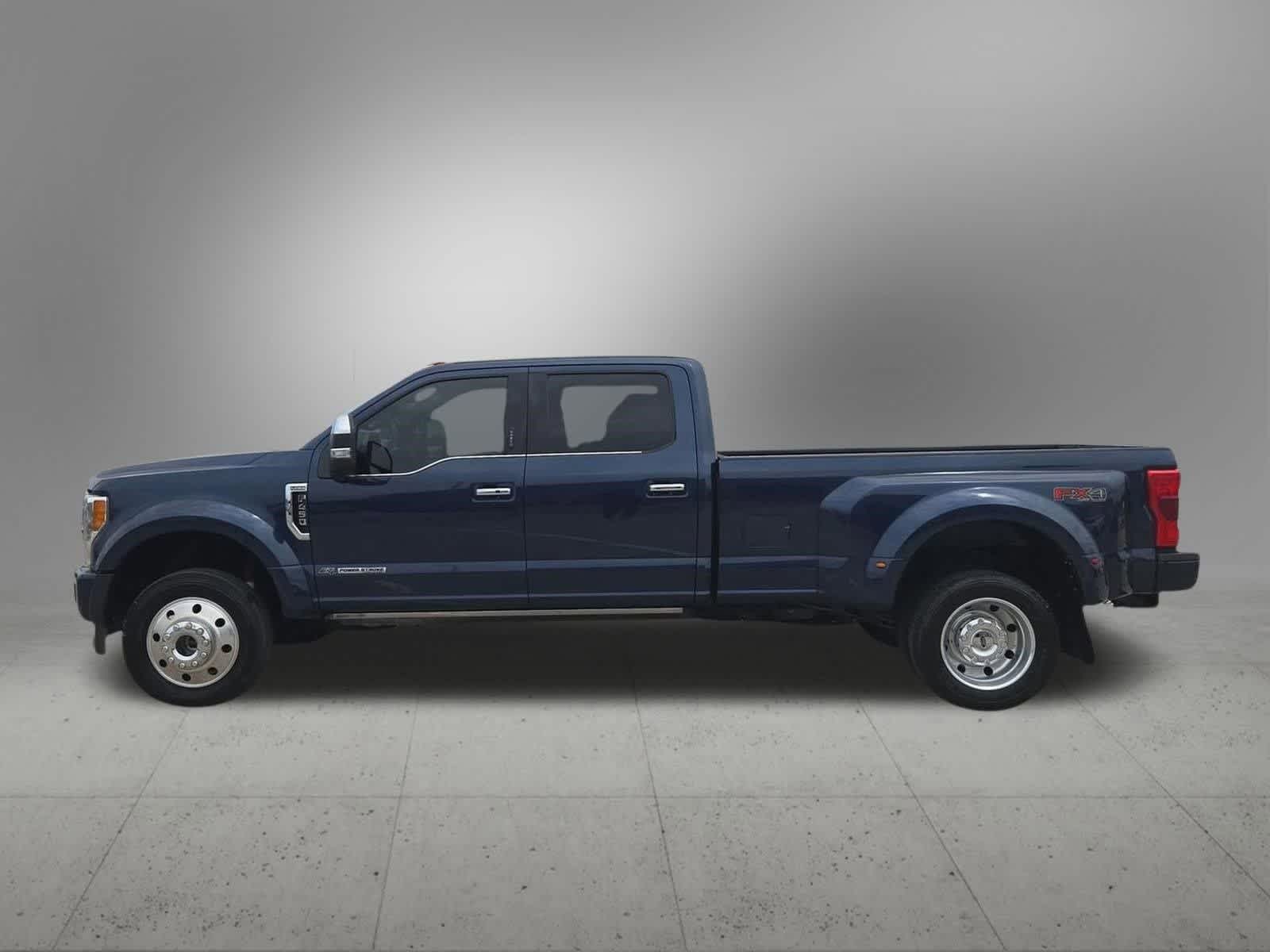 Thumbnail: 2019 Ford F-450 - 3