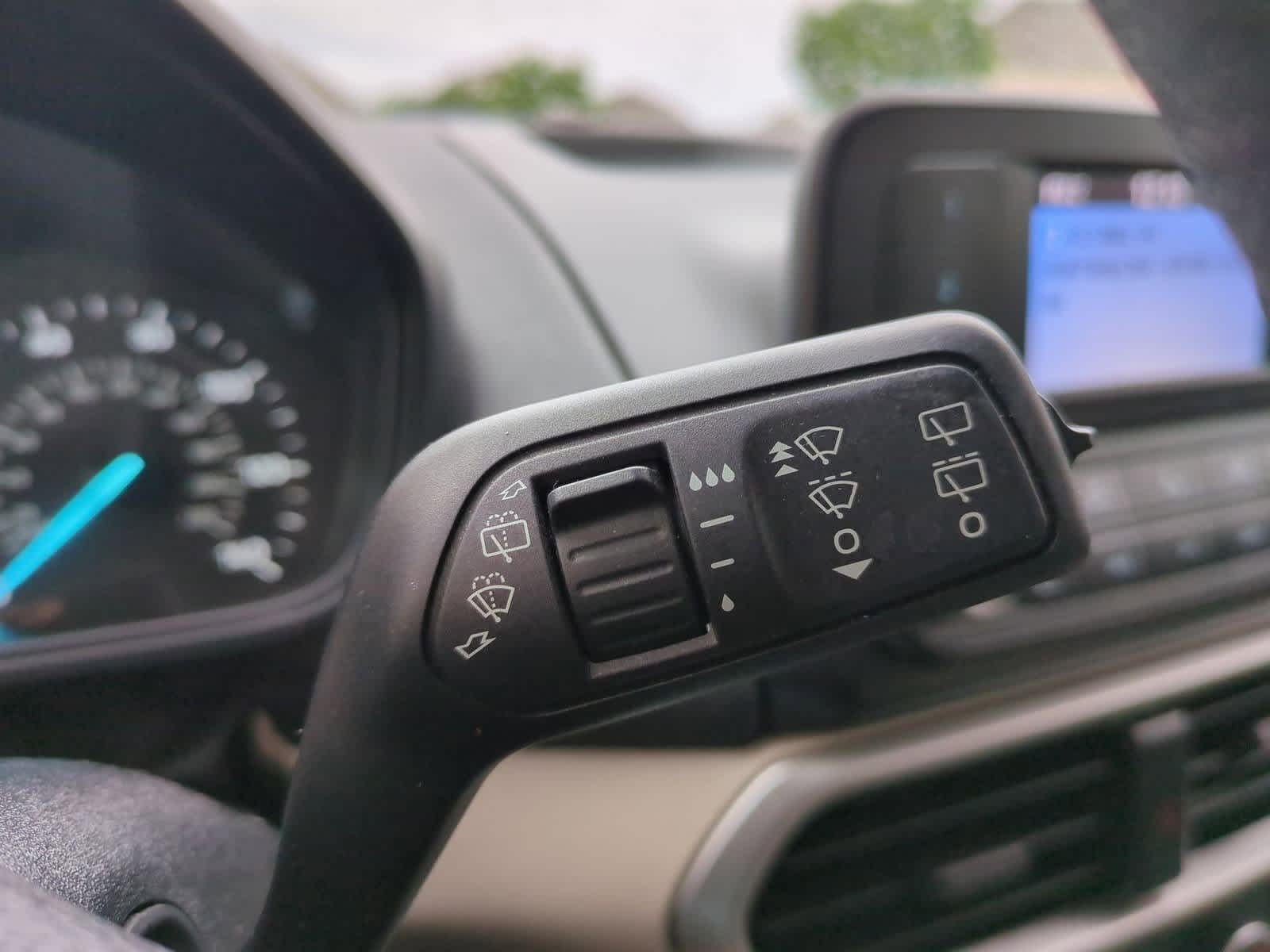 Thumbnail: 2018 Ford EcoSport - 24