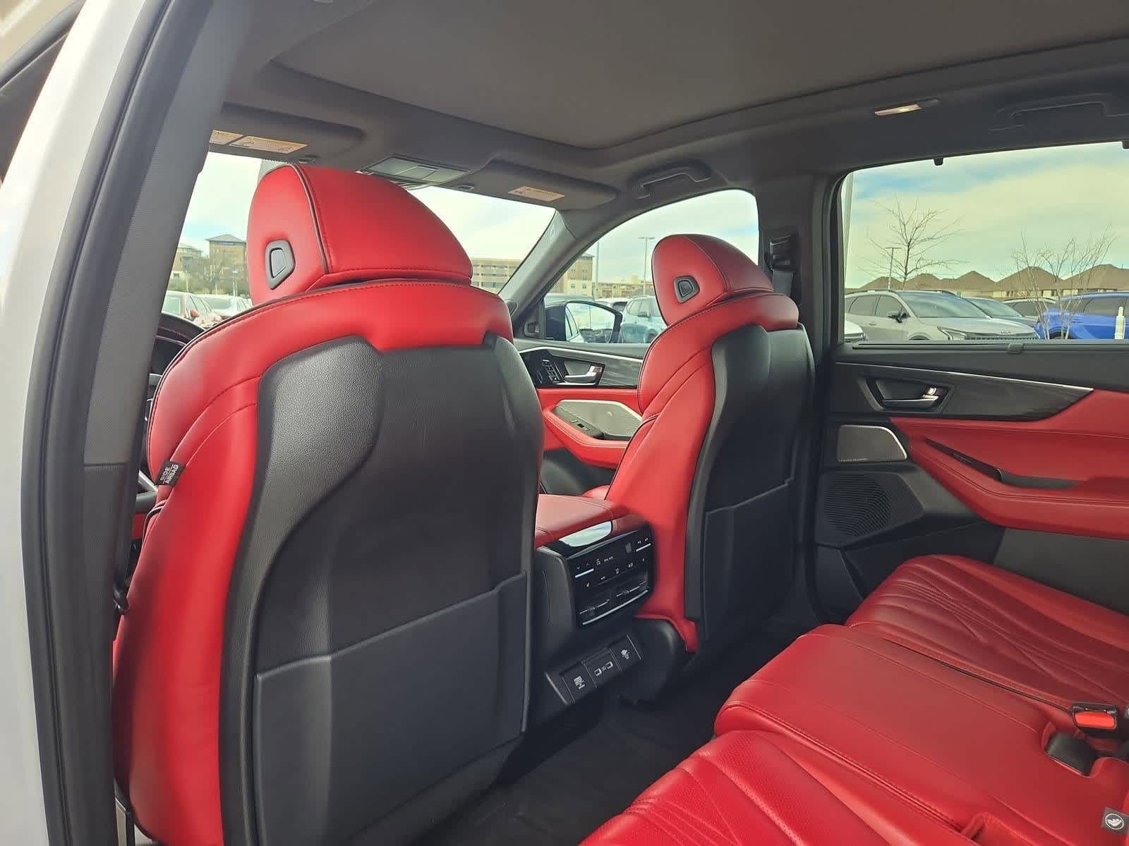 Thumbnail: 2022 Acura MDX - 17