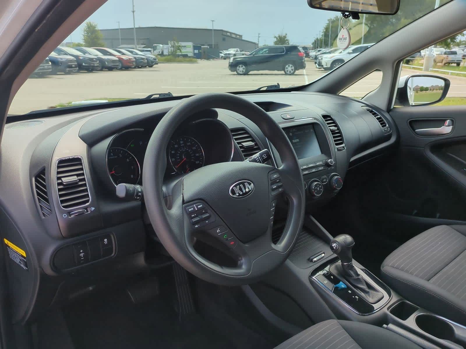 Thumbnail: 2018 Kia Forte - 2