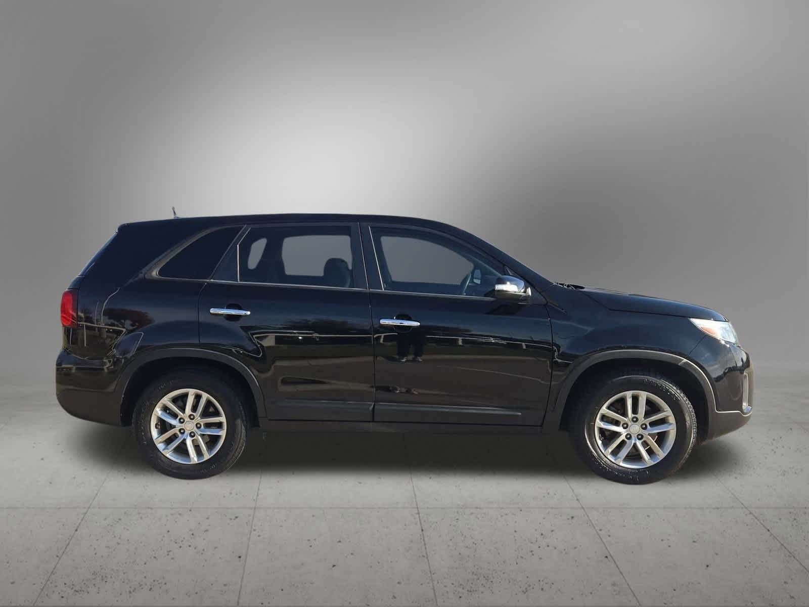 Thumbnail: 2015 Kia Sorento - 7