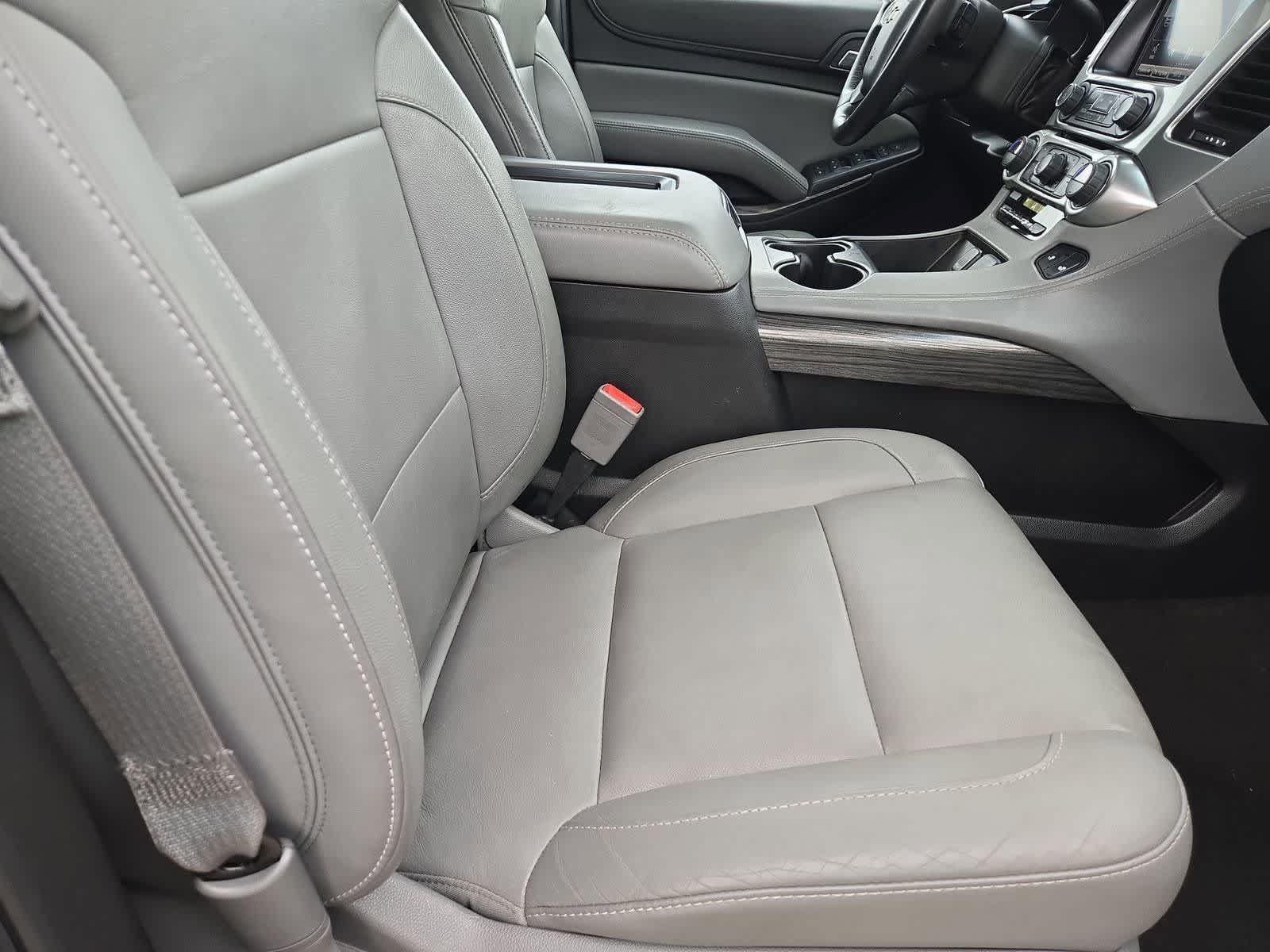 Thumbnail: 2015 Chevrolet Tahoe - 21