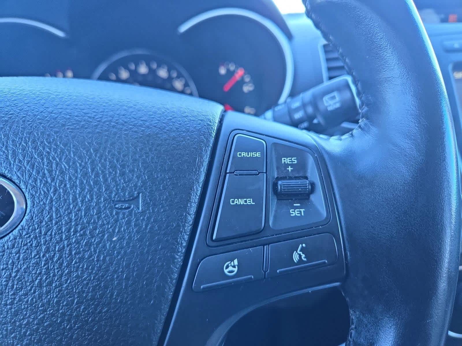 Thumbnail: 2015 Kia Sorento - 25