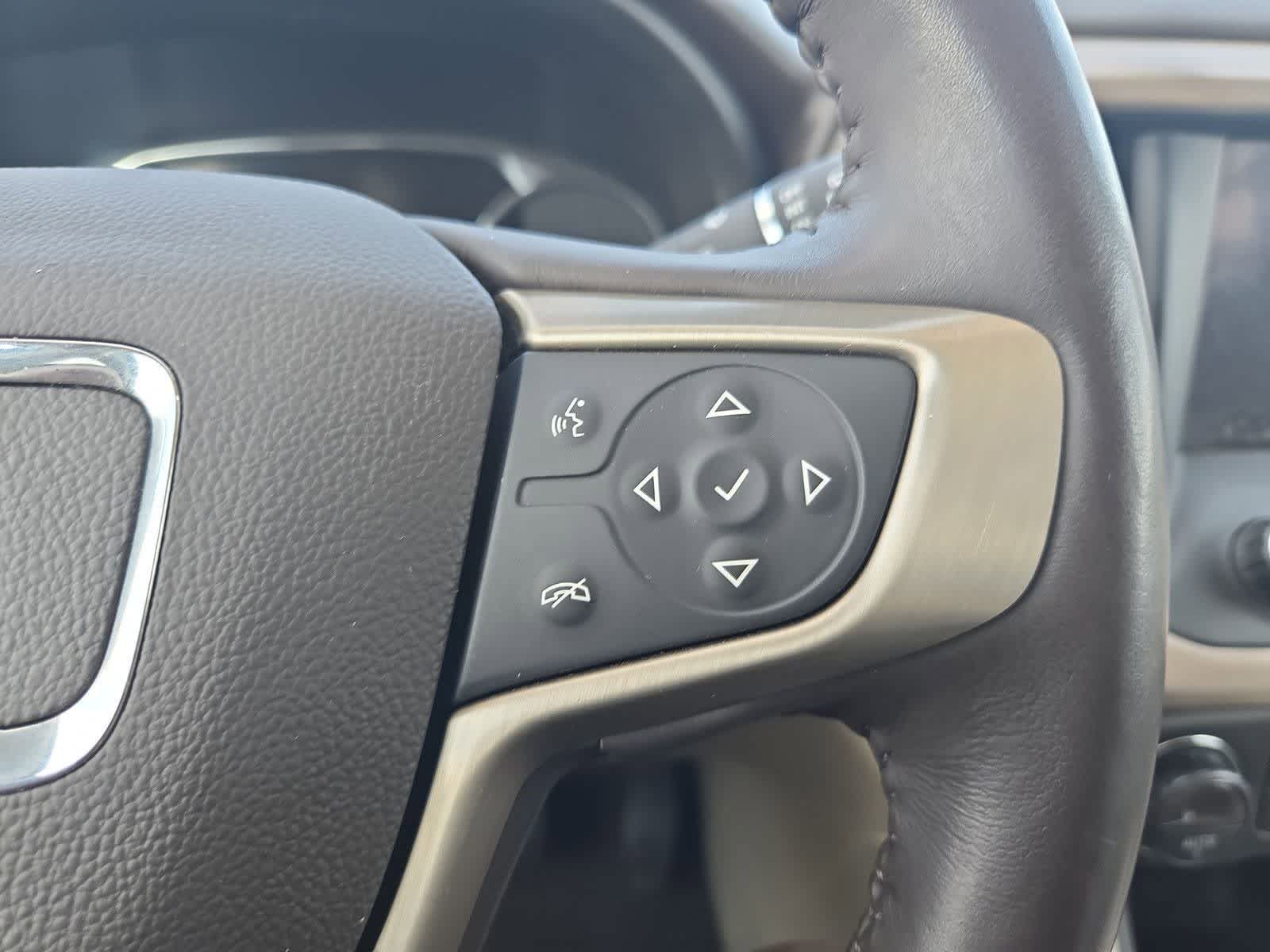 Thumbnail: 2018 GMC Acadia - 25