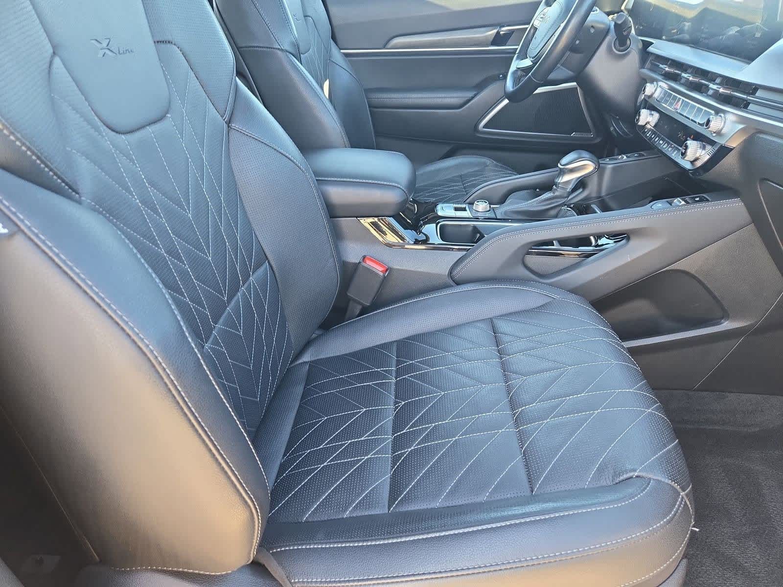 Thumbnail: 2023 Kia Telluride - 22